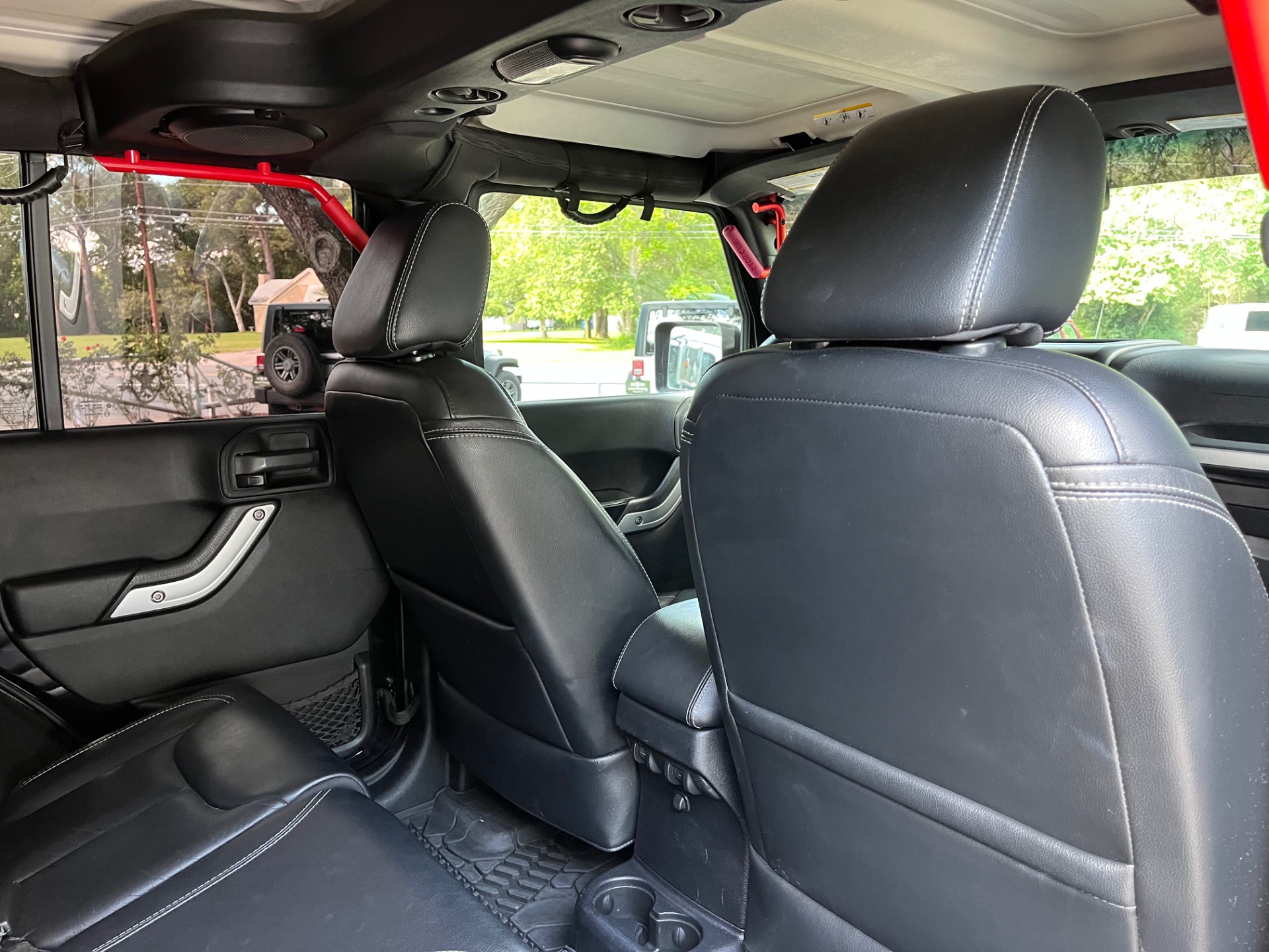 Used-2014-Jeep-Wrangler-Unlimited-Rubicon-X