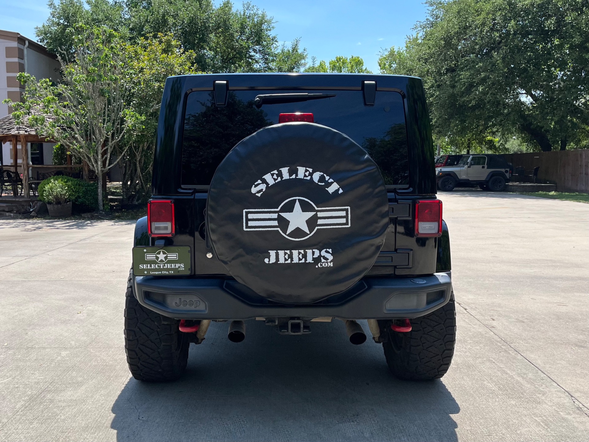 Used-2014-Jeep-Wrangler-Unlimited-Rubicon-X