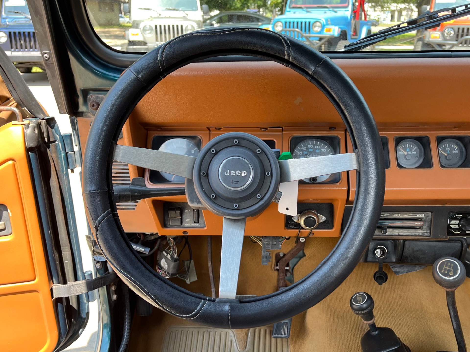 1995 Jeep Wrangler S photo 13