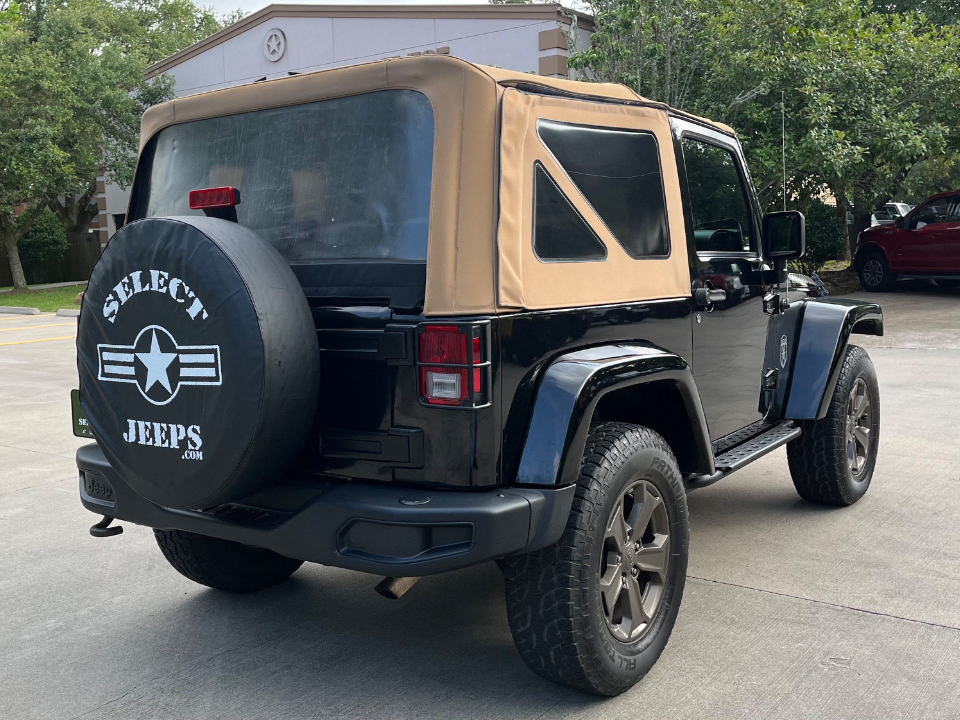 Used-2018-Jeep-Wrangler-JK-Golden-Eagle