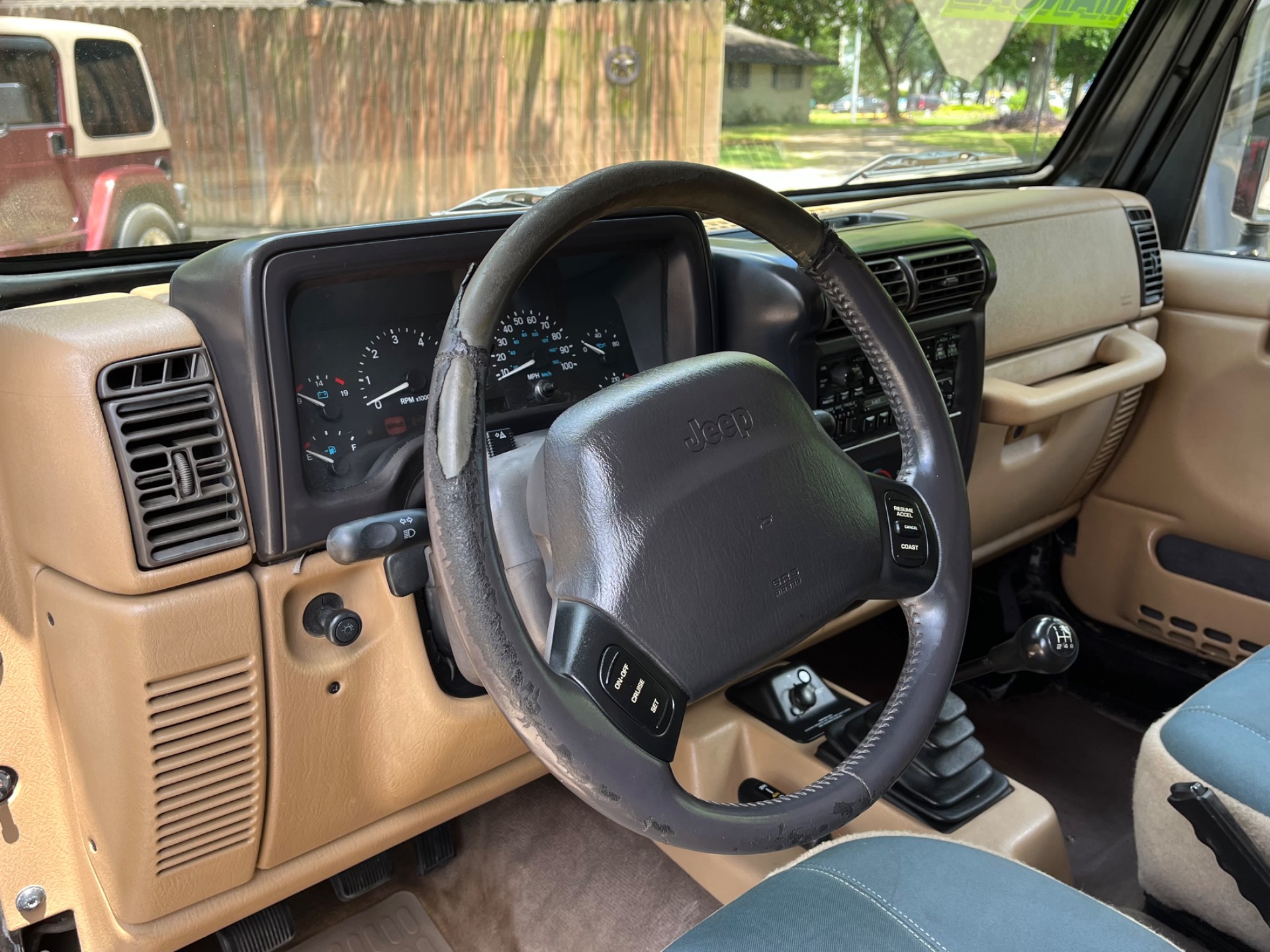 Used-2000-Jeep-Wrangler-Sahara