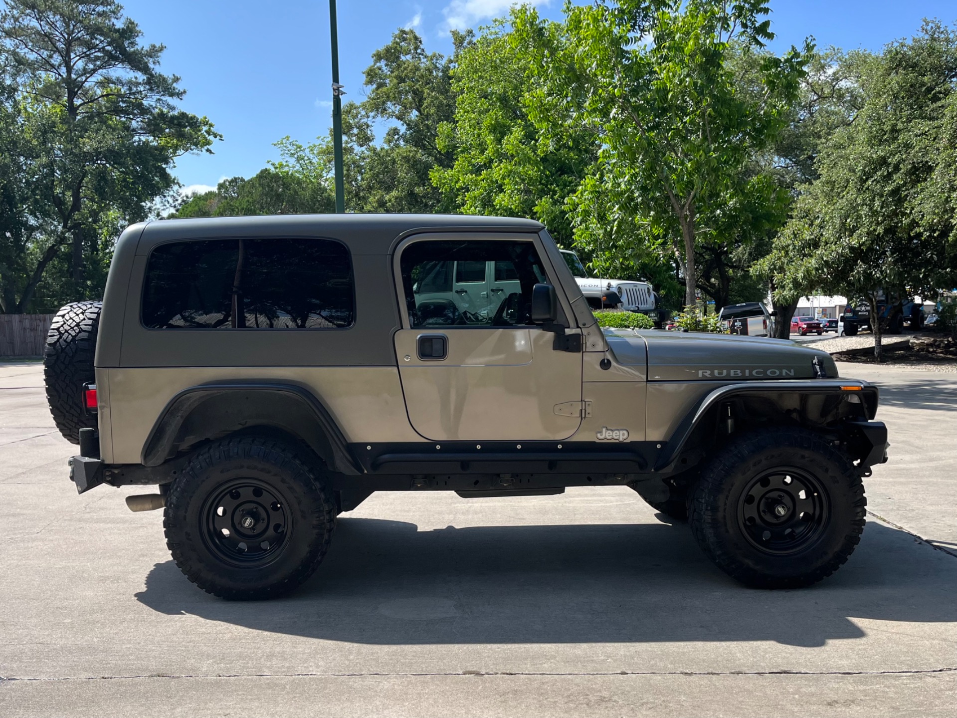 Used-2006-Jeep-Wrangler-Unlimited-Rubicon