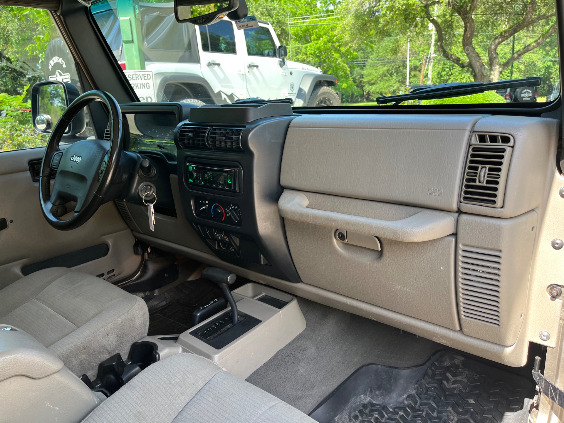 Used-2006-Jeep-Wrangler-Unlimited-Rubicon