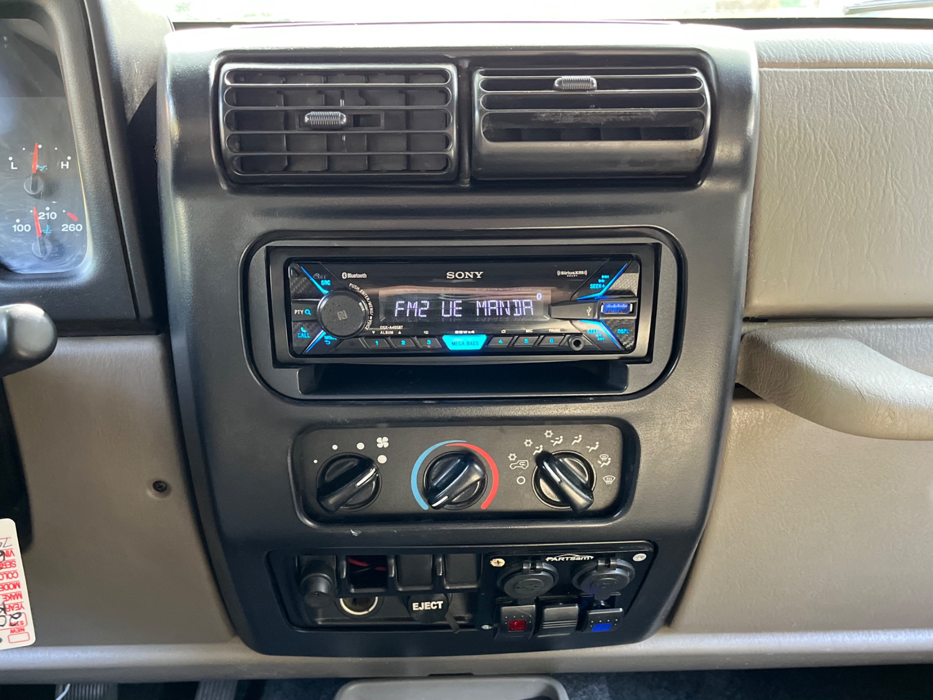 Used-2006-Jeep-Wrangler-SE