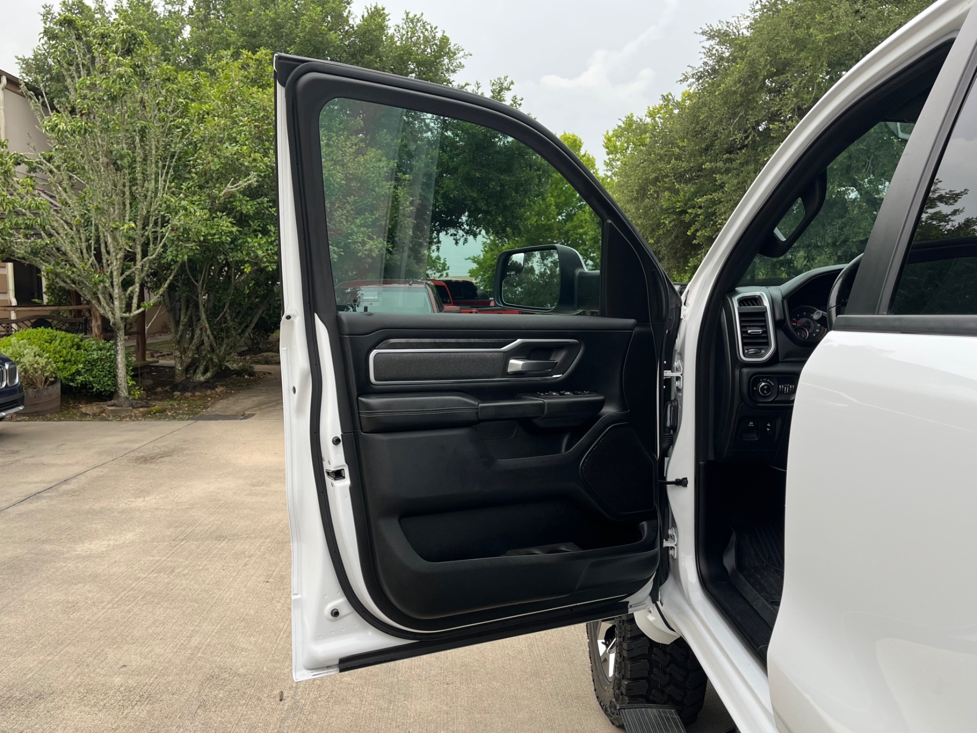 Used-2019-Ram-1500-Black-Widow
