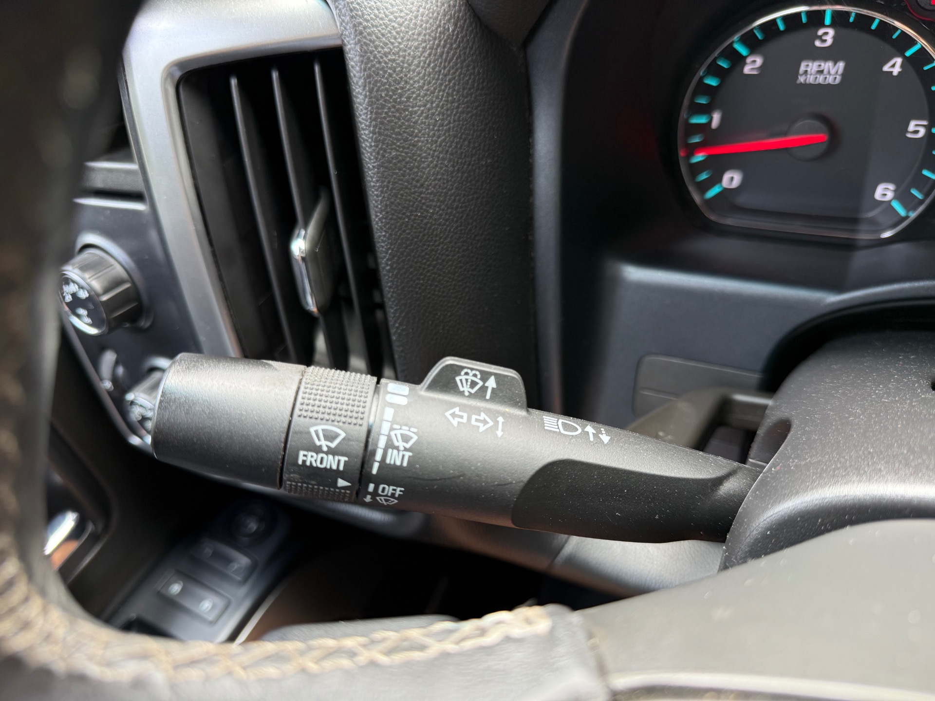 Used-2017-Chevrolet-Silverado-1500-LT
