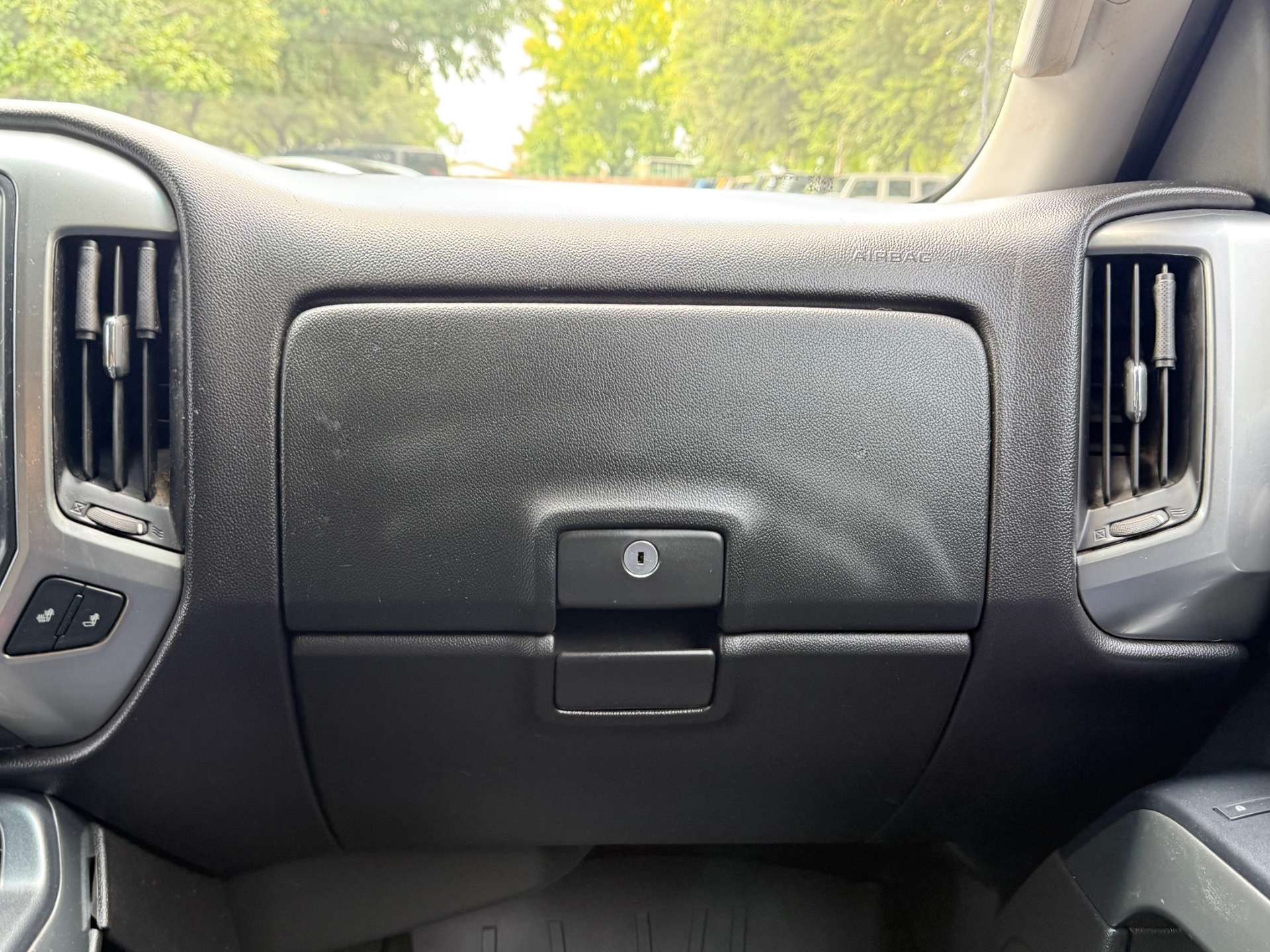Used-2017-Chevrolet-Silverado-1500-LT