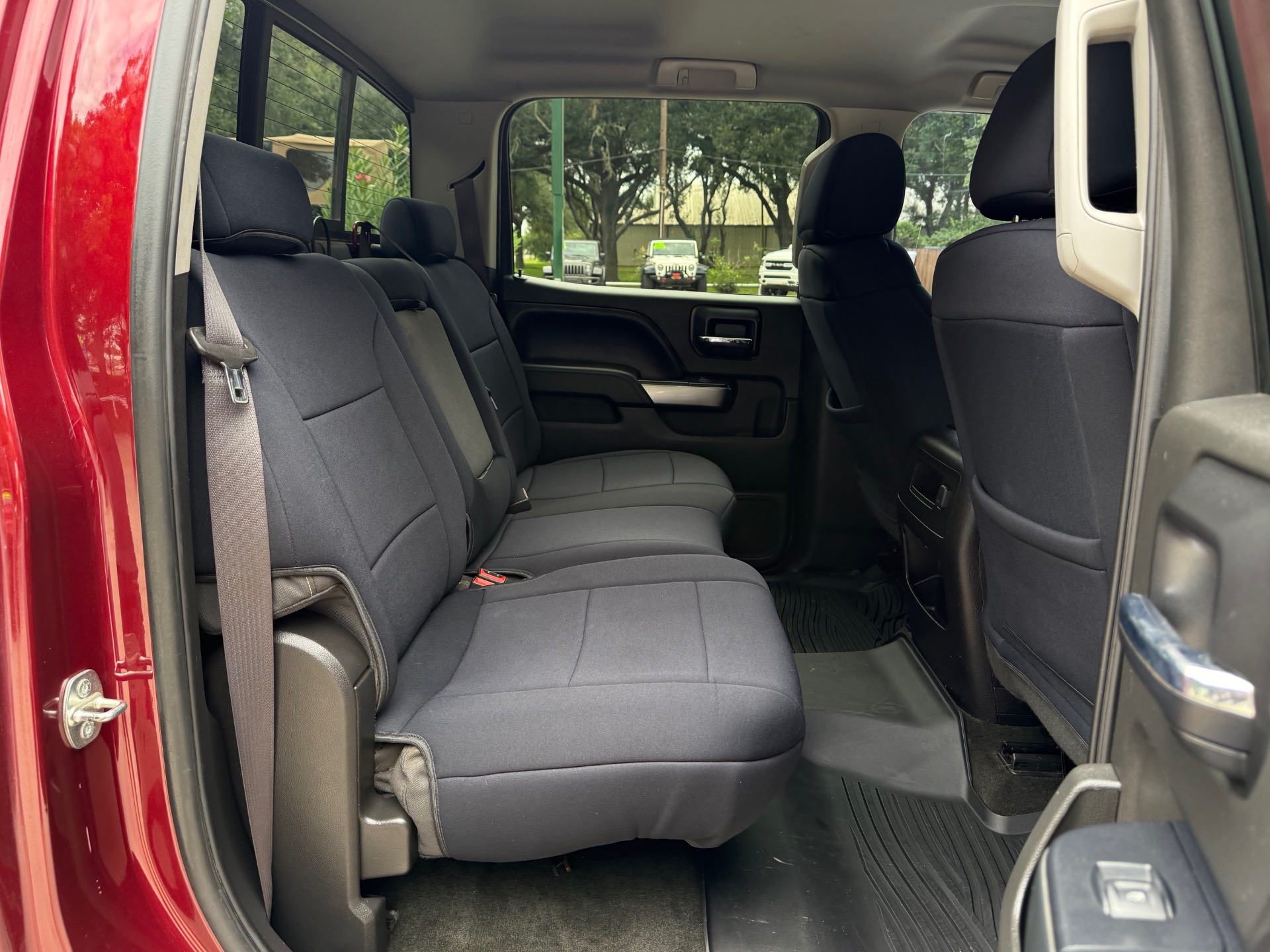 Used-2017-Chevrolet-Silverado-1500-LT