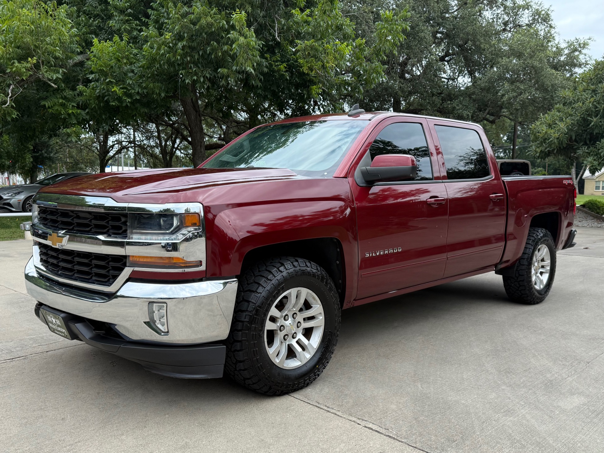 Used-2017-Chevrolet-Silverado-1500-LT
