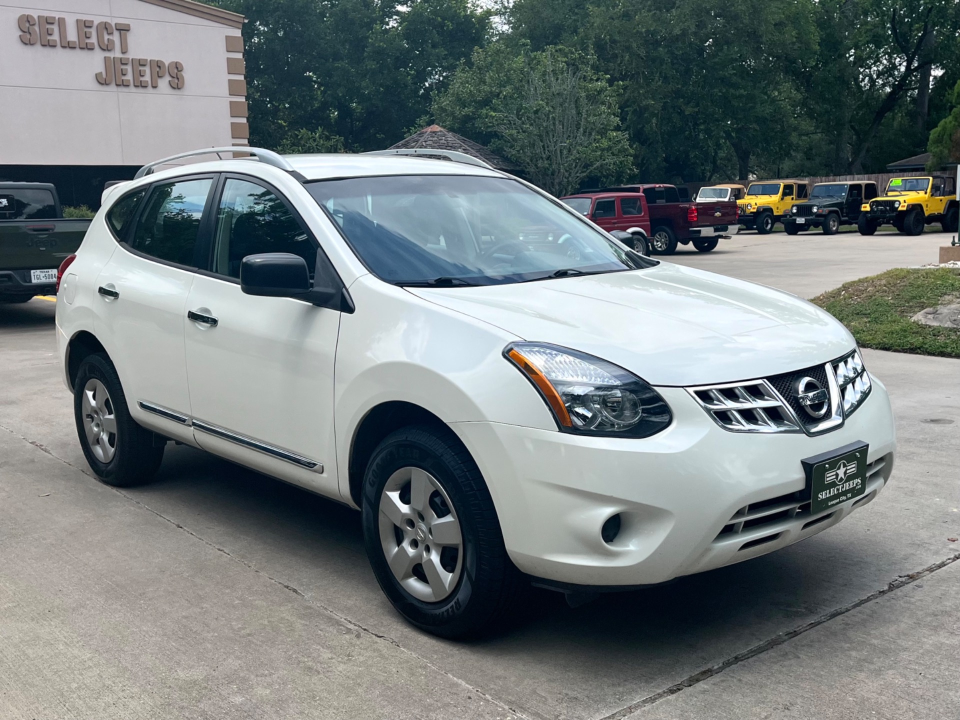 Used-2015-Nissan-Rogue-Select-S