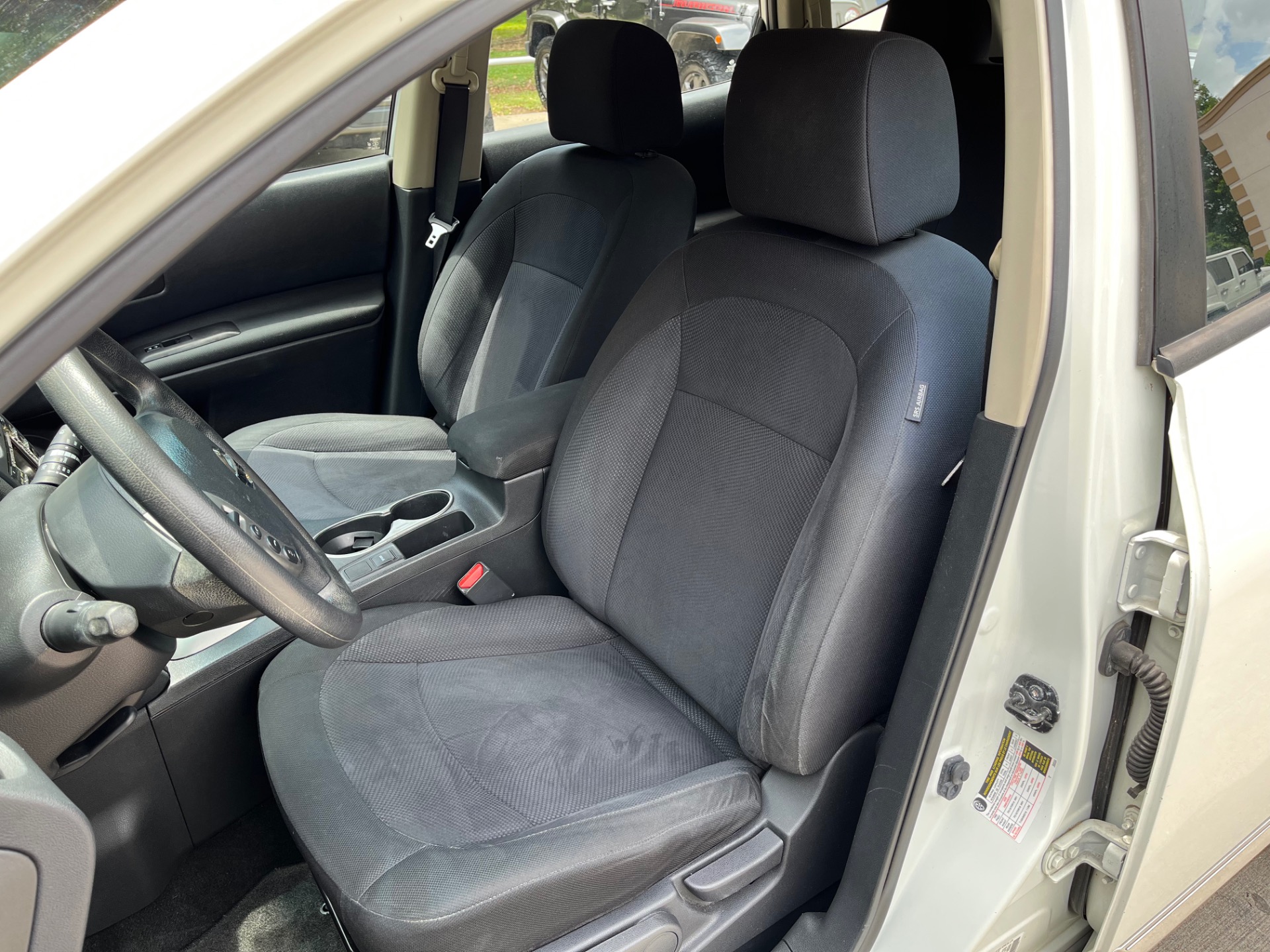 Used-2015-Nissan-Rogue-Select-S