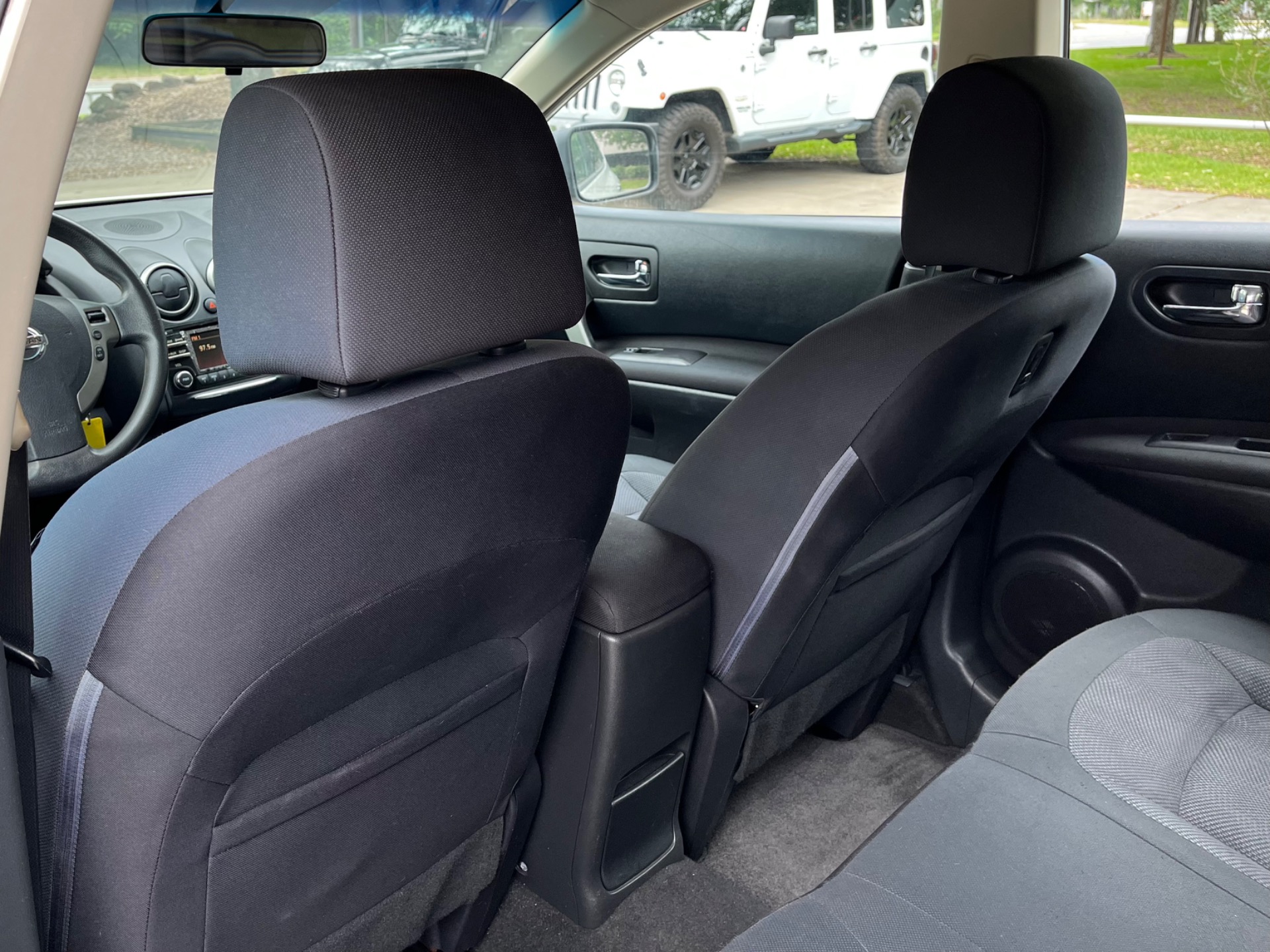 Used-2015-Nissan-Rogue-Select-S