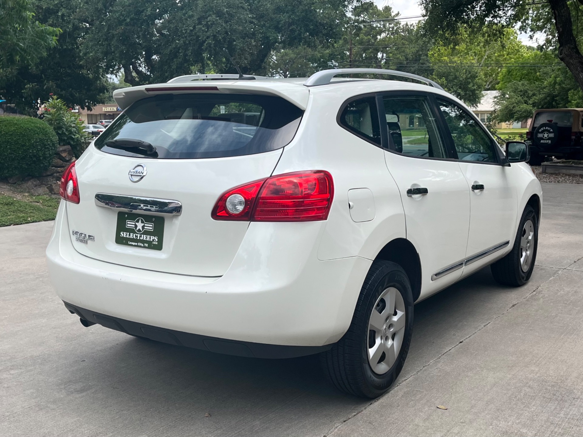 Used-2015-Nissan-Rogue-Select-S