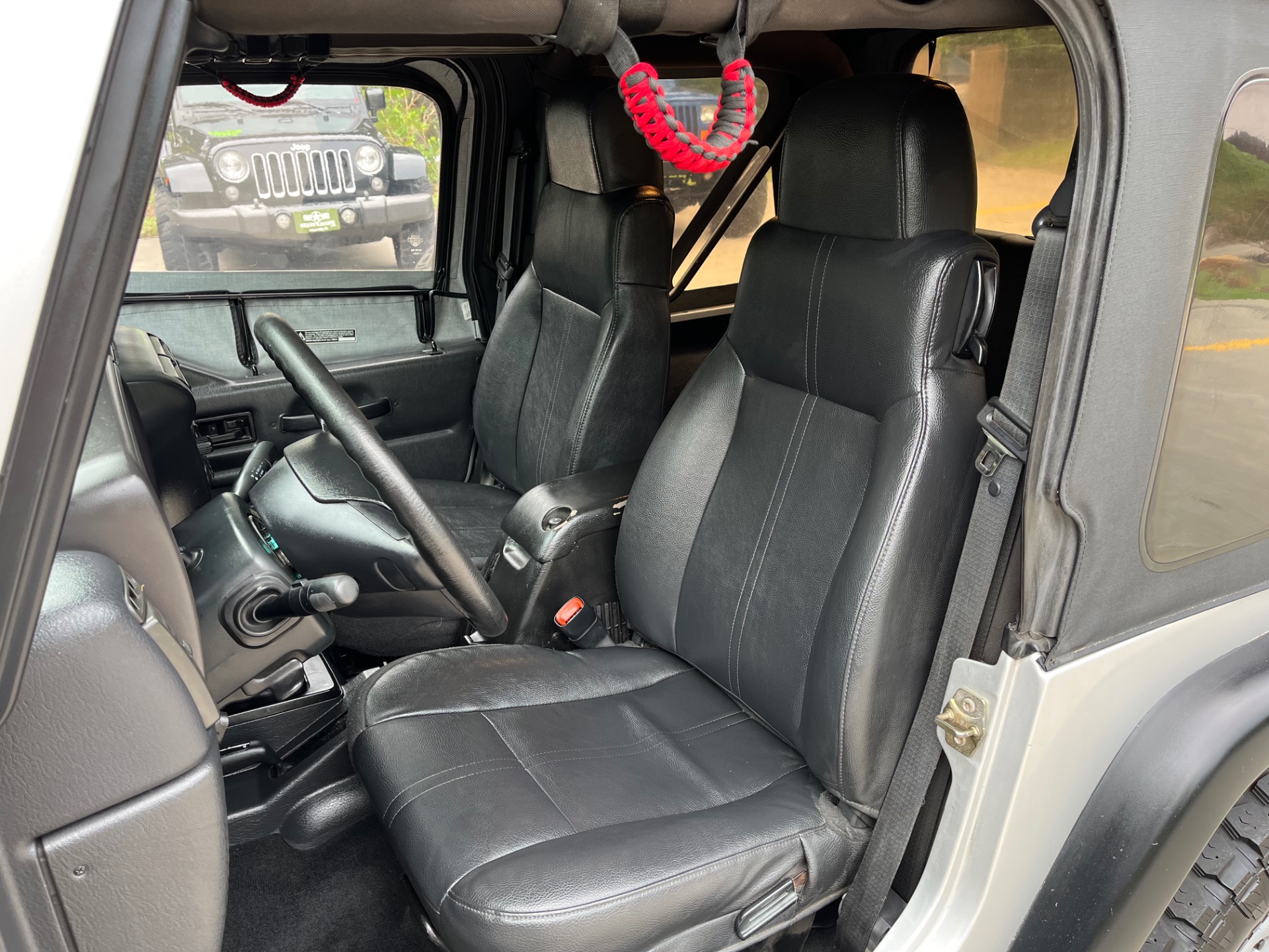Used-2005-Jeep-Wrangler-SE