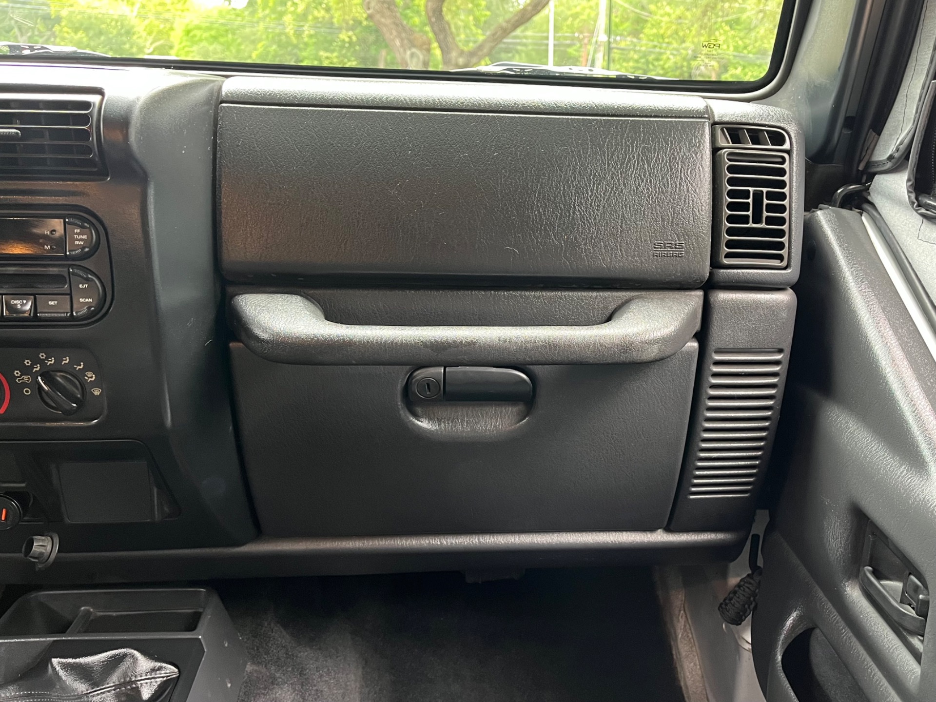 Used-2005-Jeep-Wrangler-SE