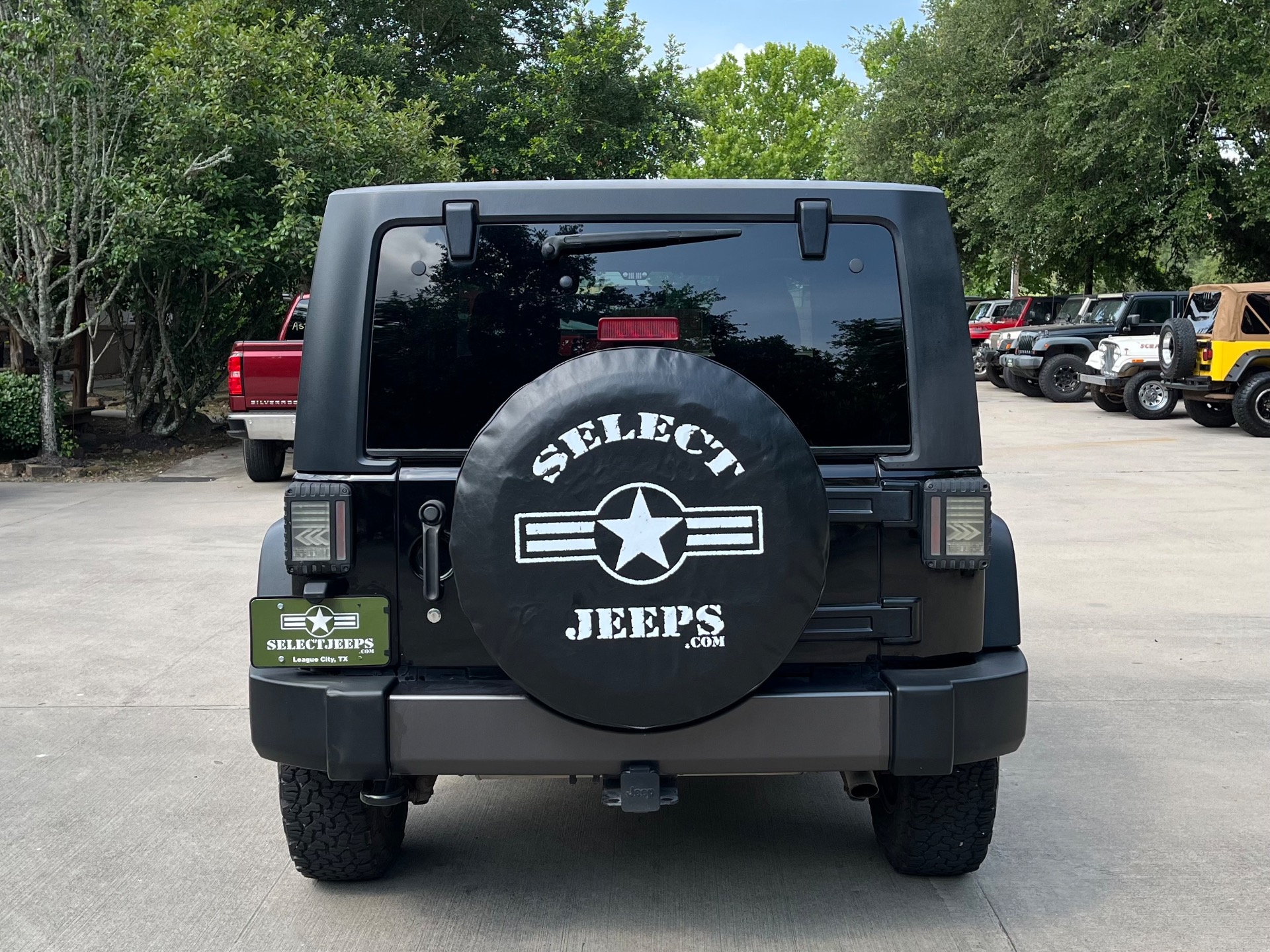 Used-2016-Jeep-Wrangler-Black-Bear