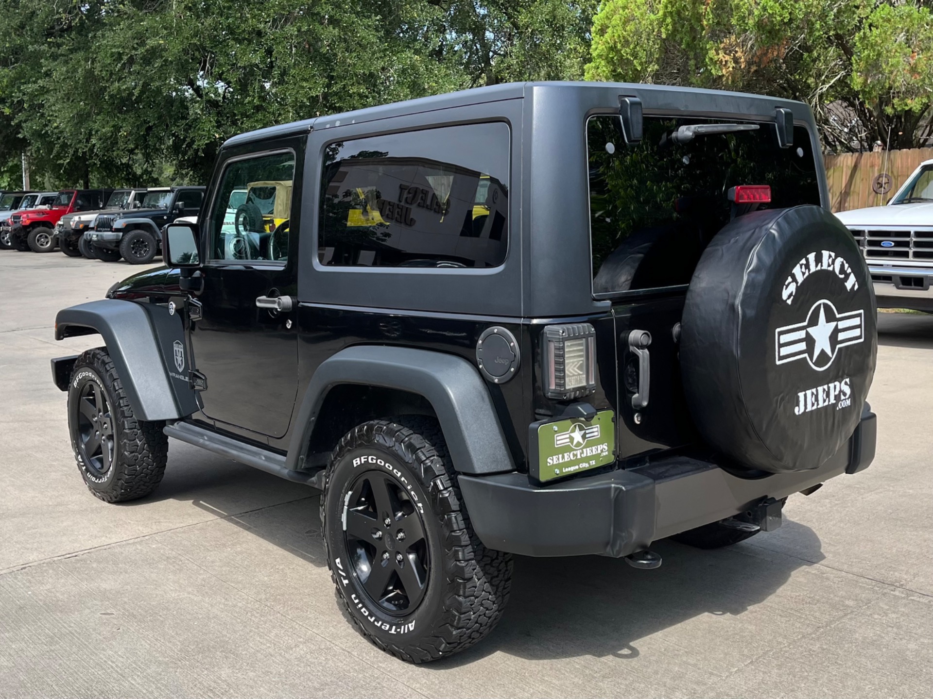 Used-2016-Jeep-Wrangler-Black-Bear