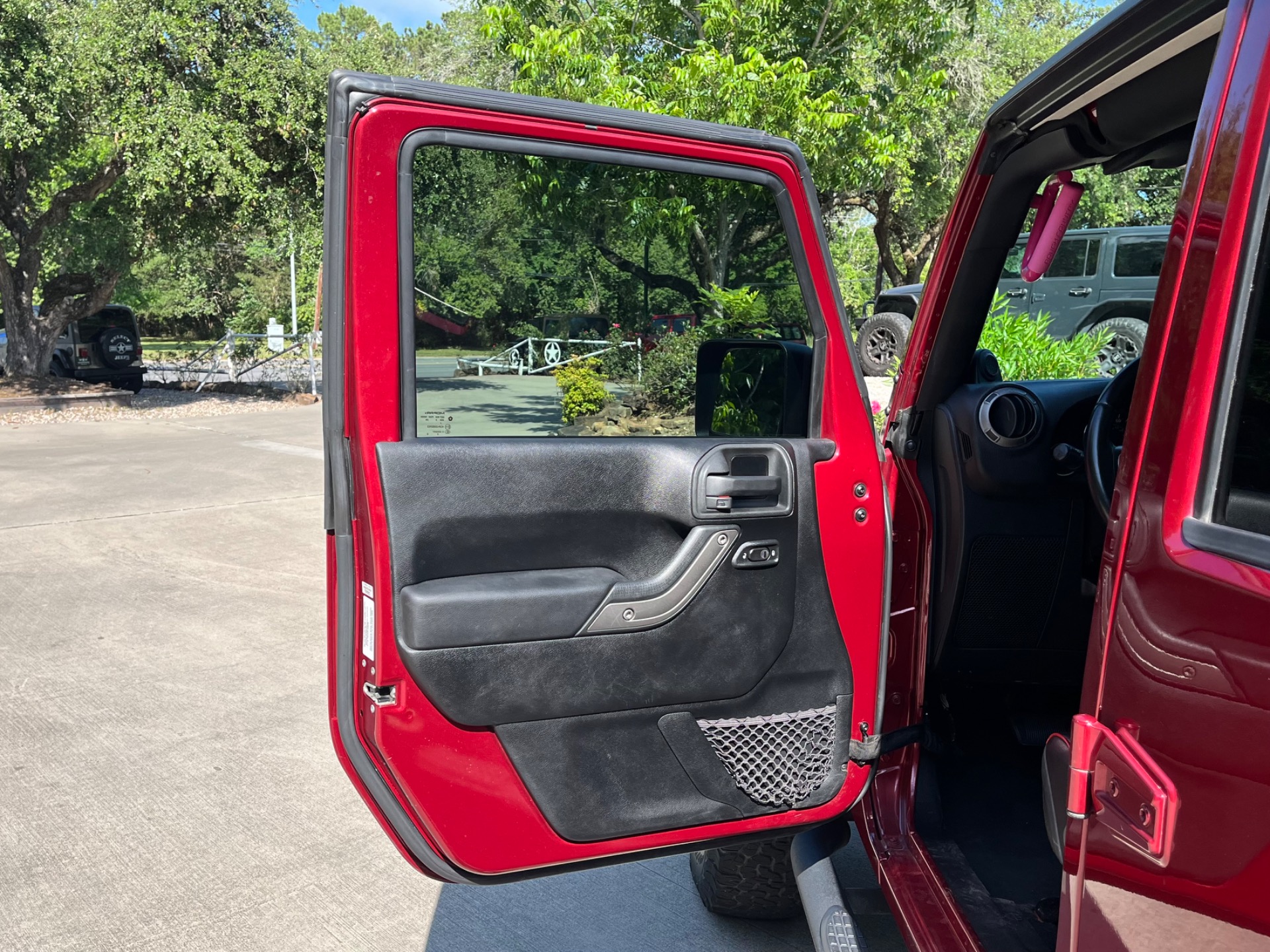 Used-2013-Jeep-Wrangler-Unlimited-Sport