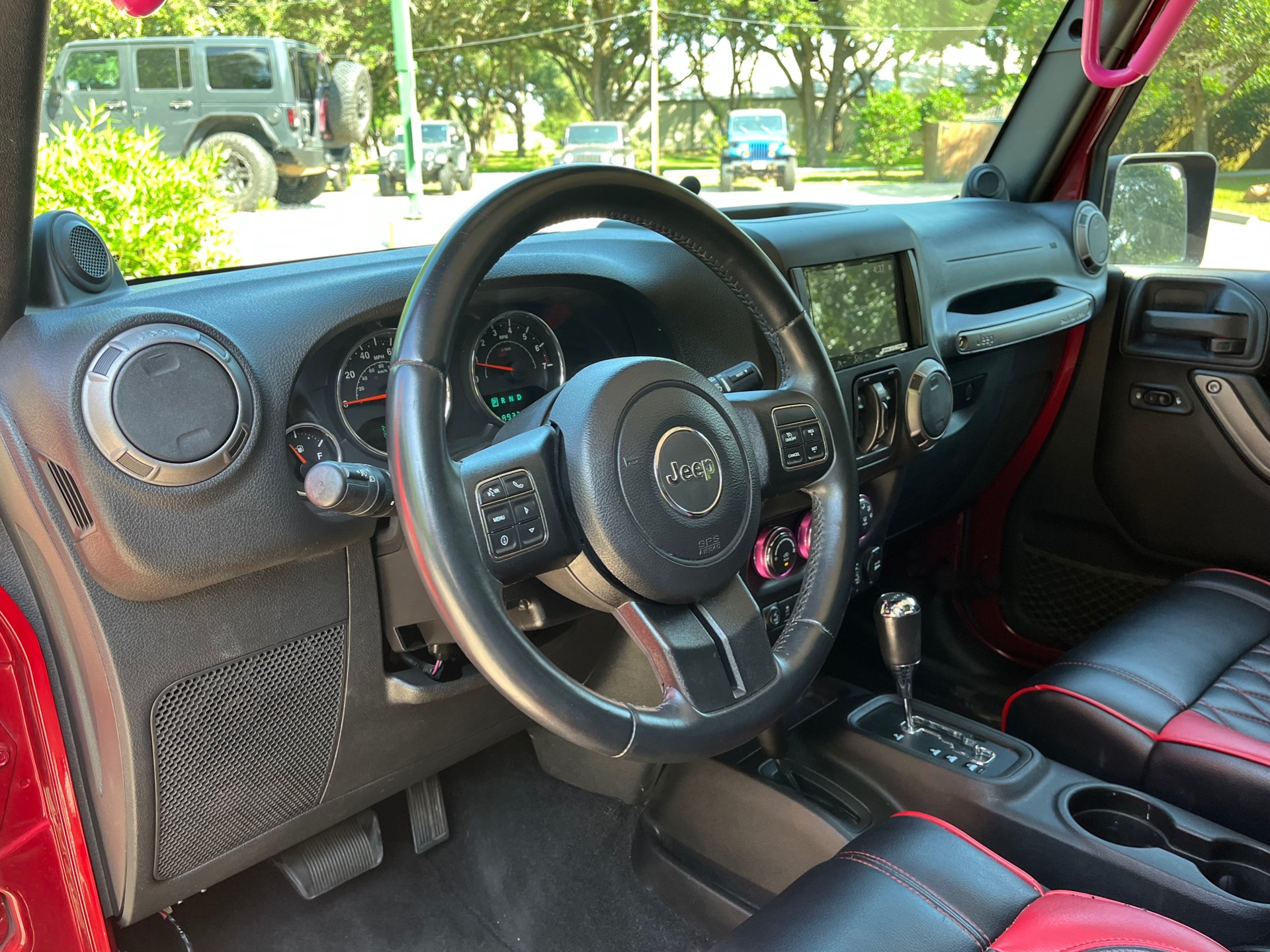 Used-2013-Jeep-Wrangler-Unlimited-Sport