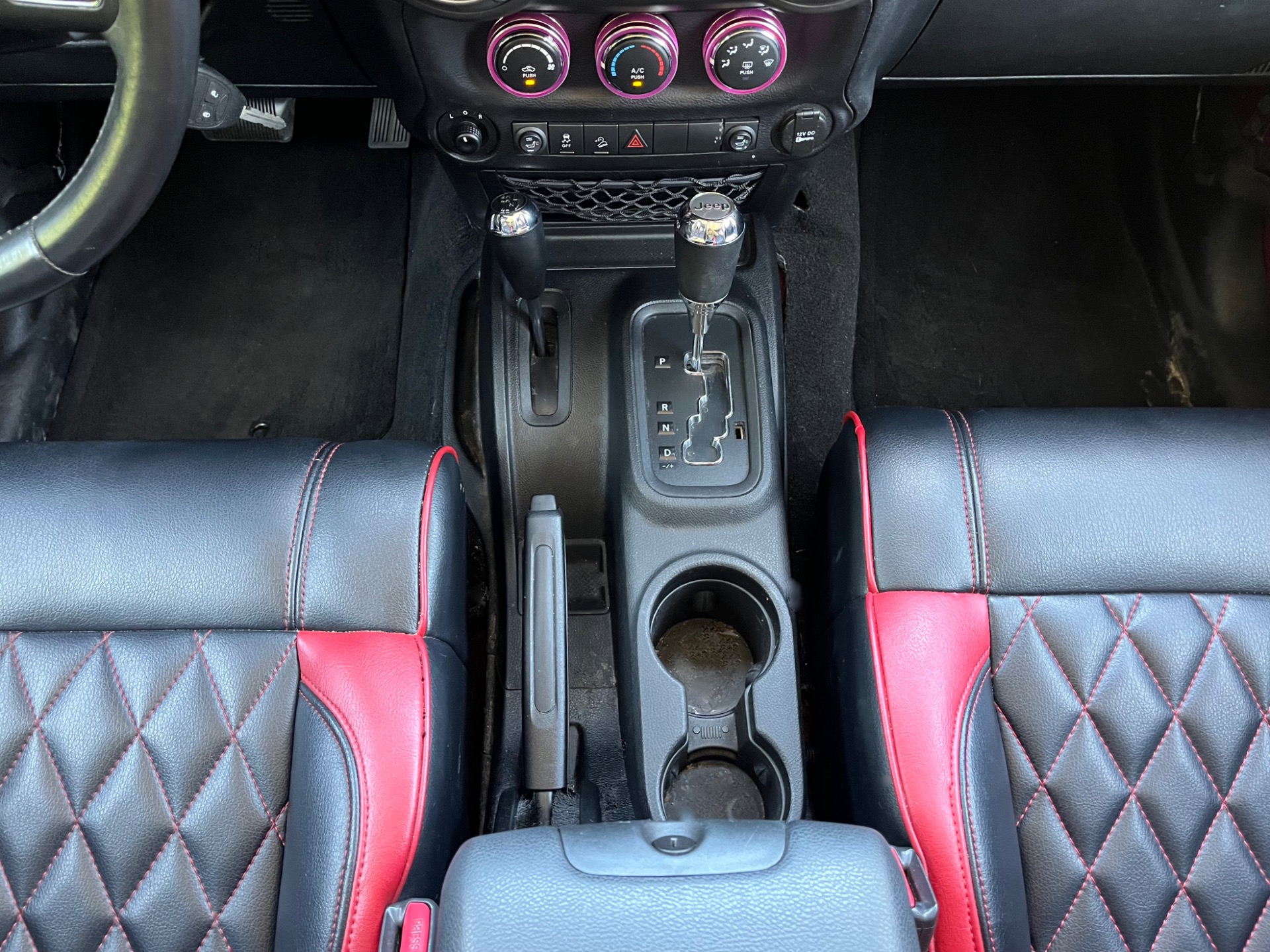 Used-2013-Jeep-Wrangler-Unlimited-Sport