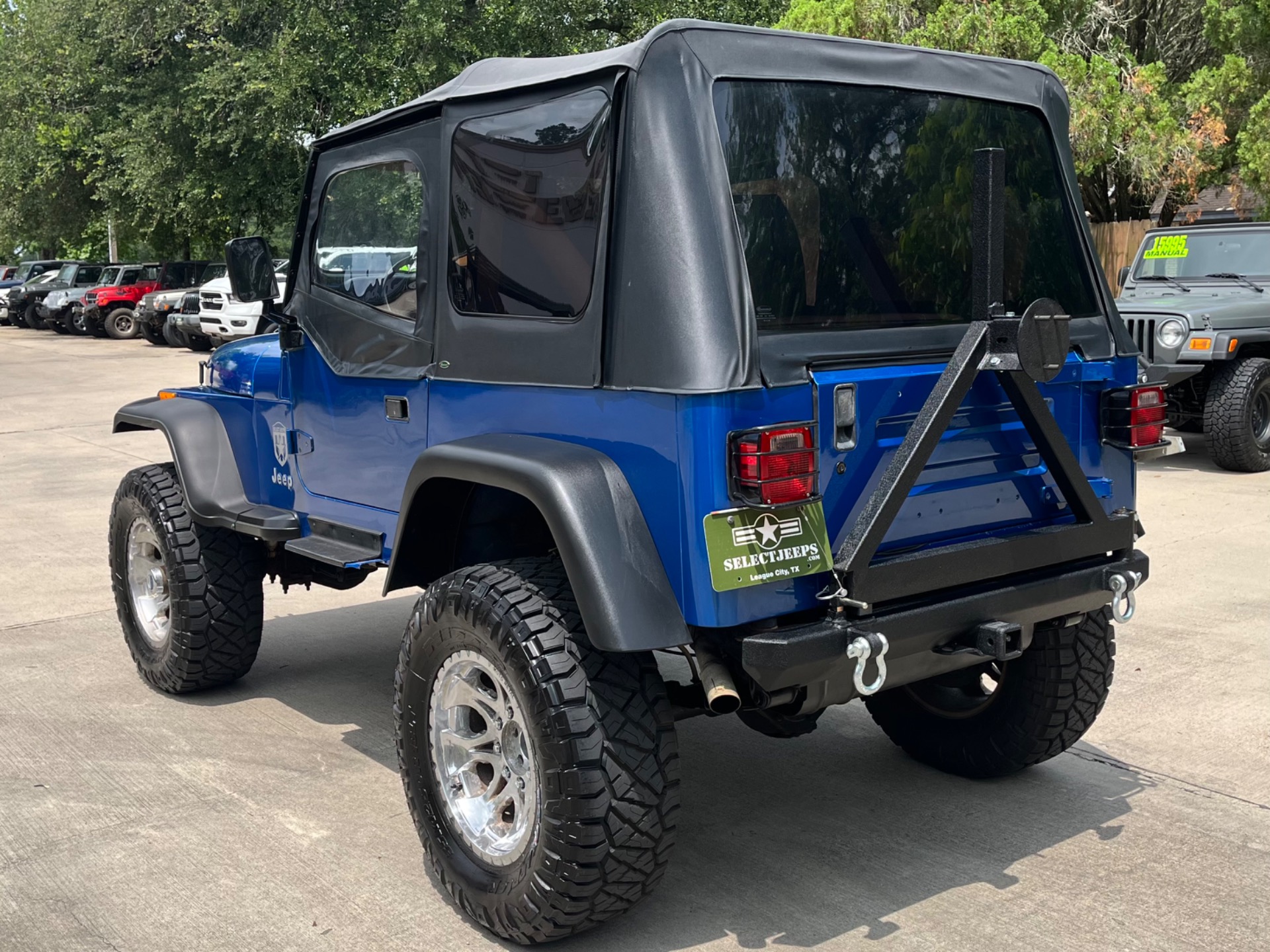 Used-1991-Jeep-Wrangler-Islander