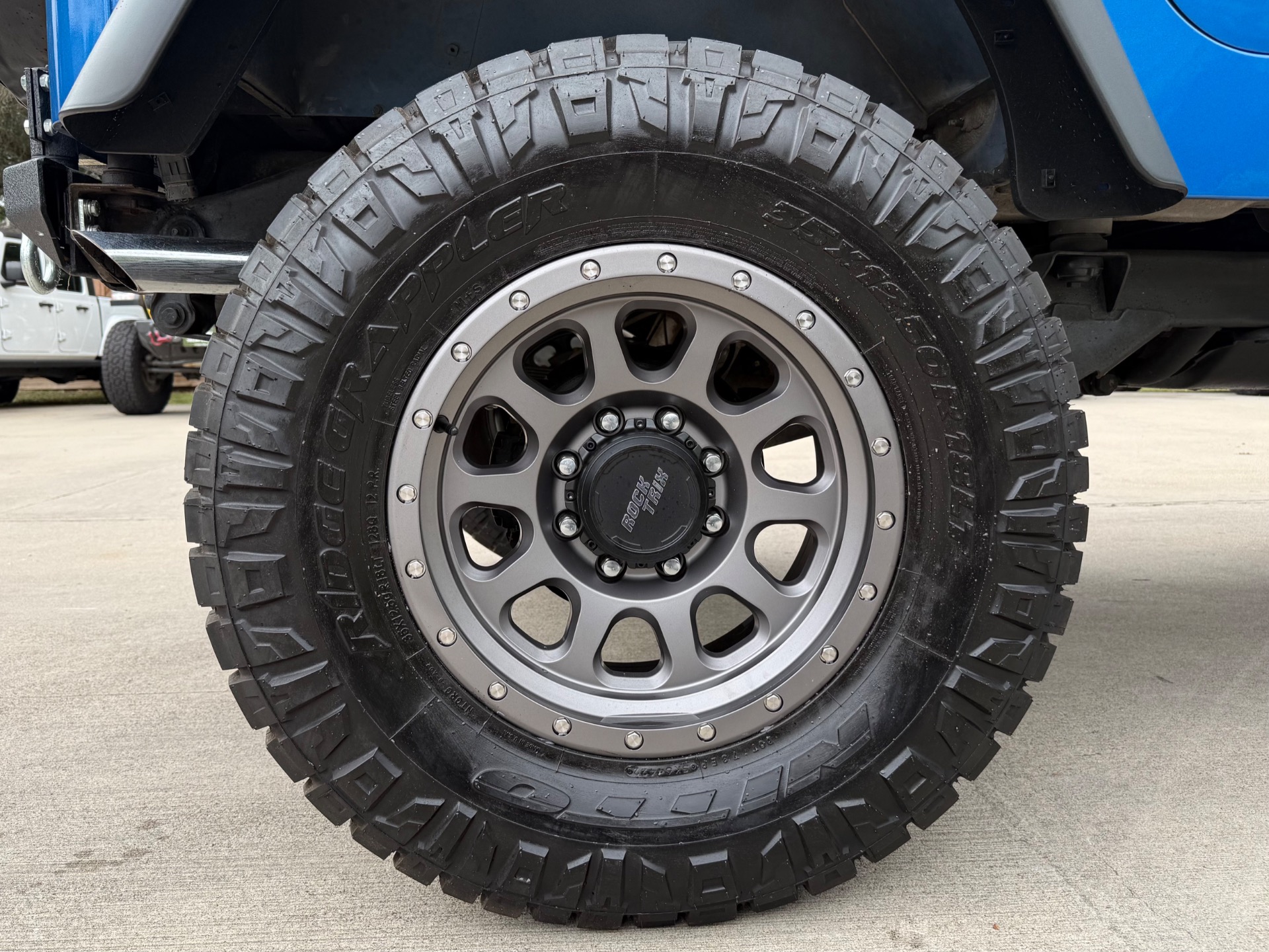 Used-1991-Jeep-Wrangler-V8-Islander