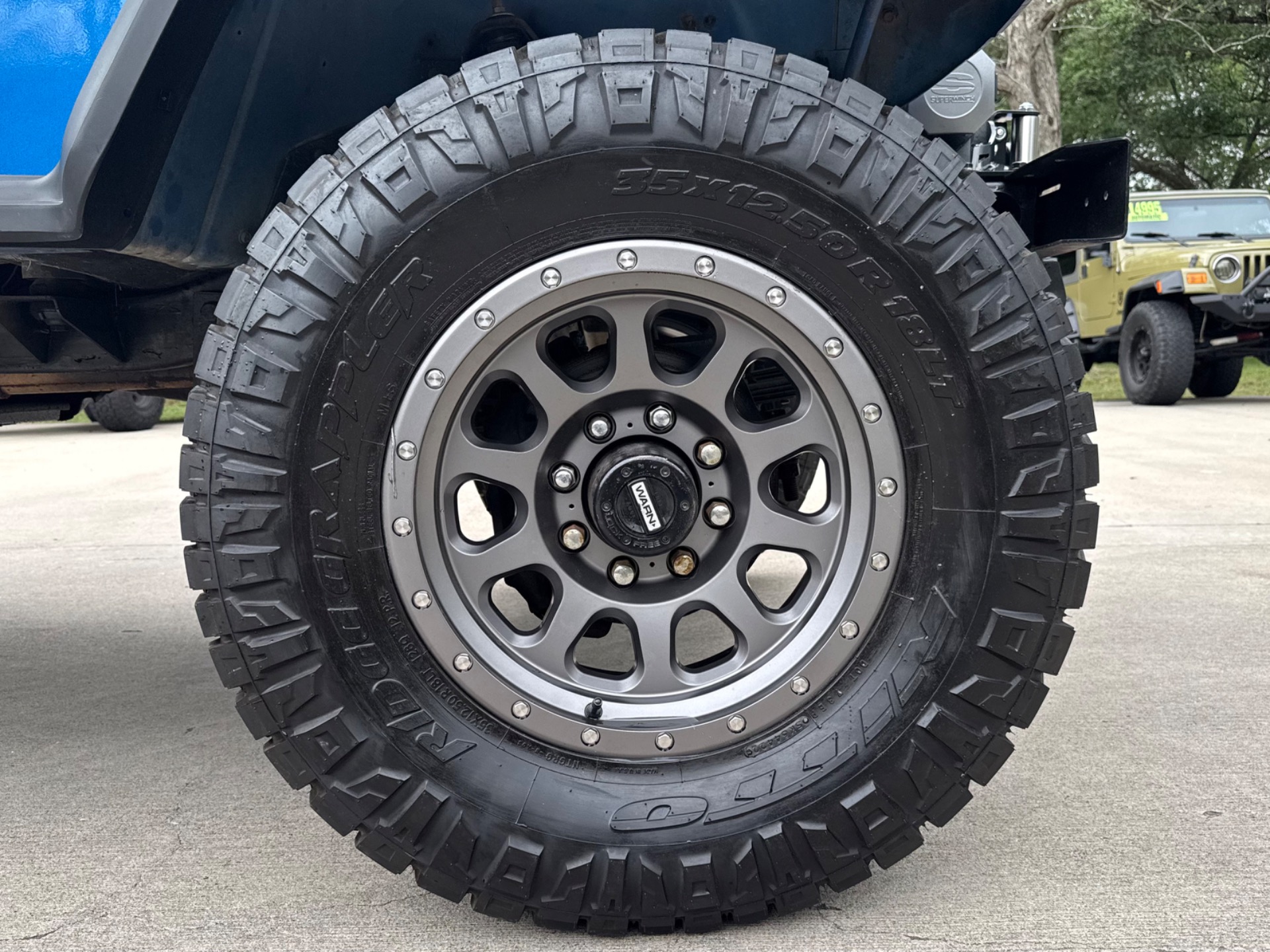 Used-1991-Jeep-Wrangler-V8-Islander