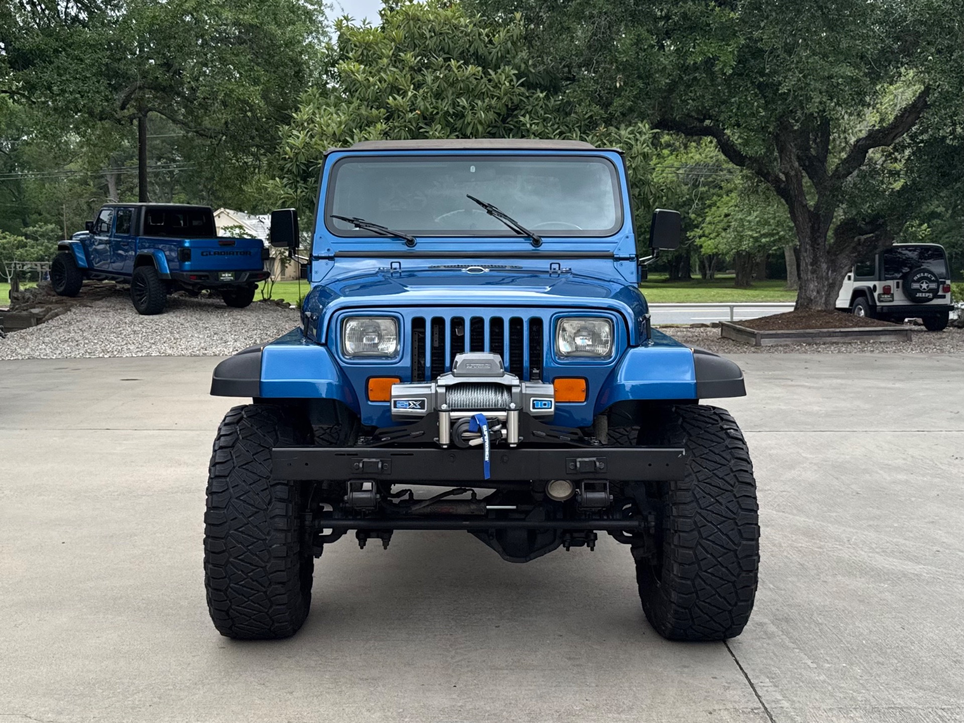 Used-1991-Jeep-Wrangler-V8-Islander