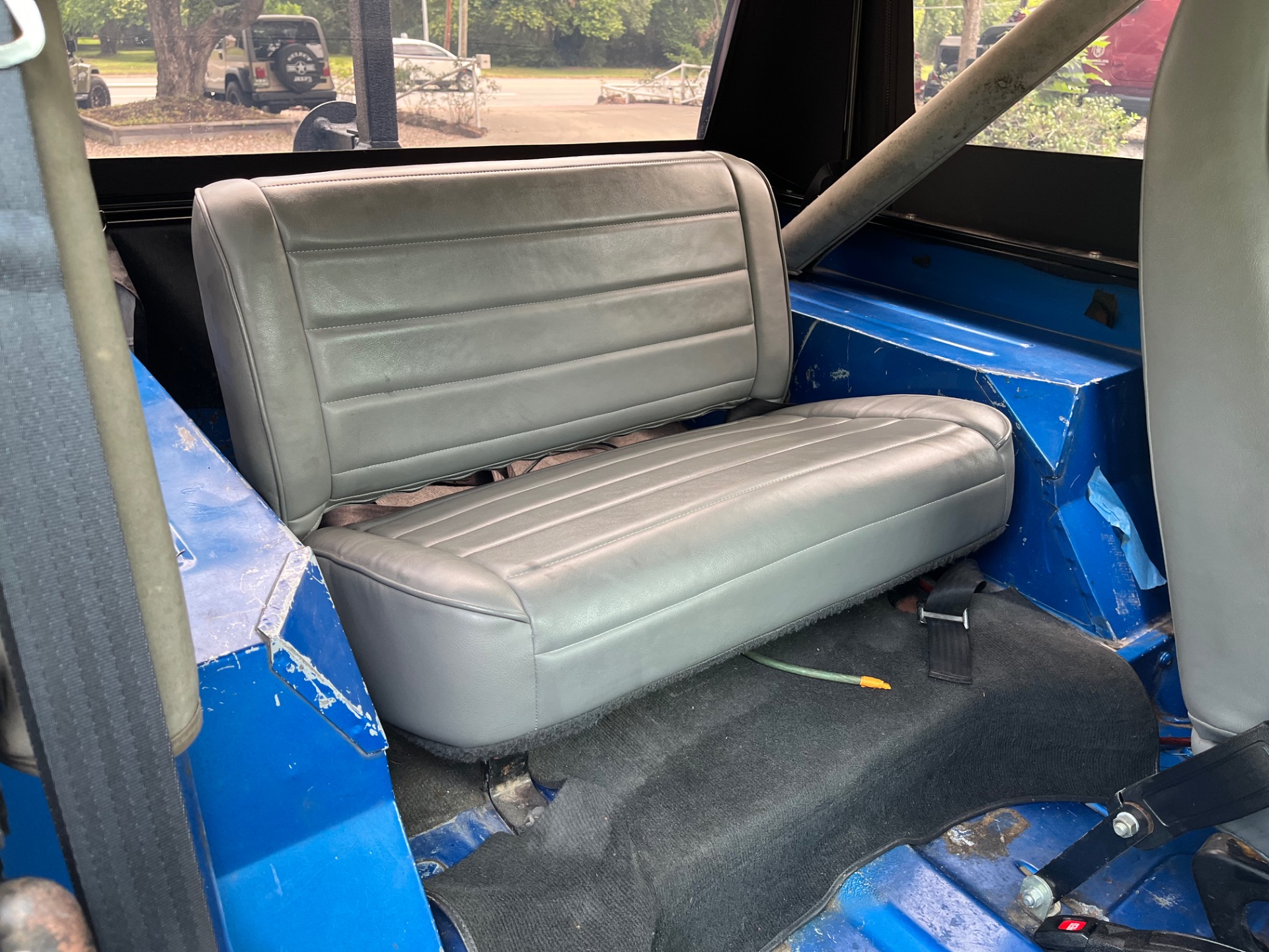 Used-1991-Jeep-Wrangler-Islander