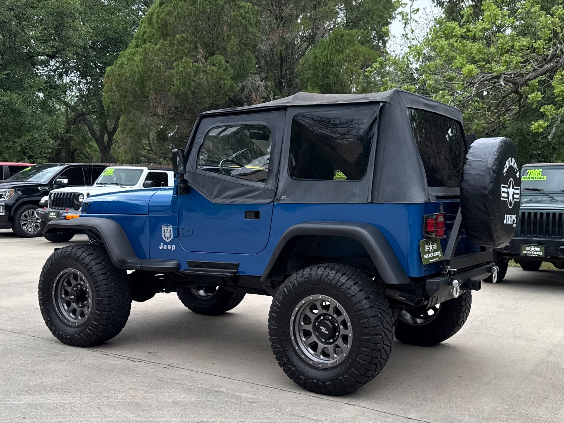 Used-1991-Jeep-Wrangler-V8-Islander