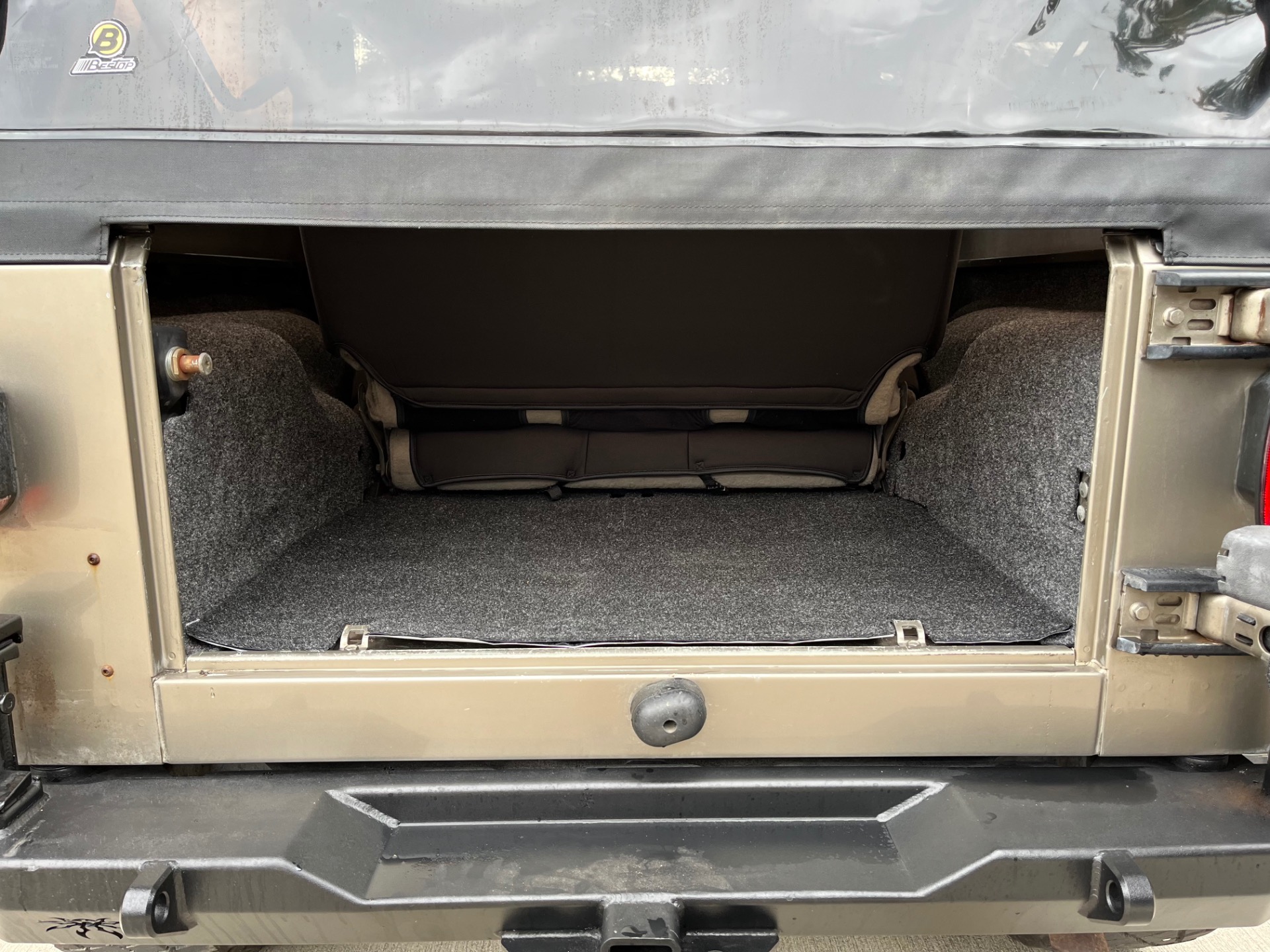 Used-2005-Jeep-Wrangler-Unlimited-Rubicon