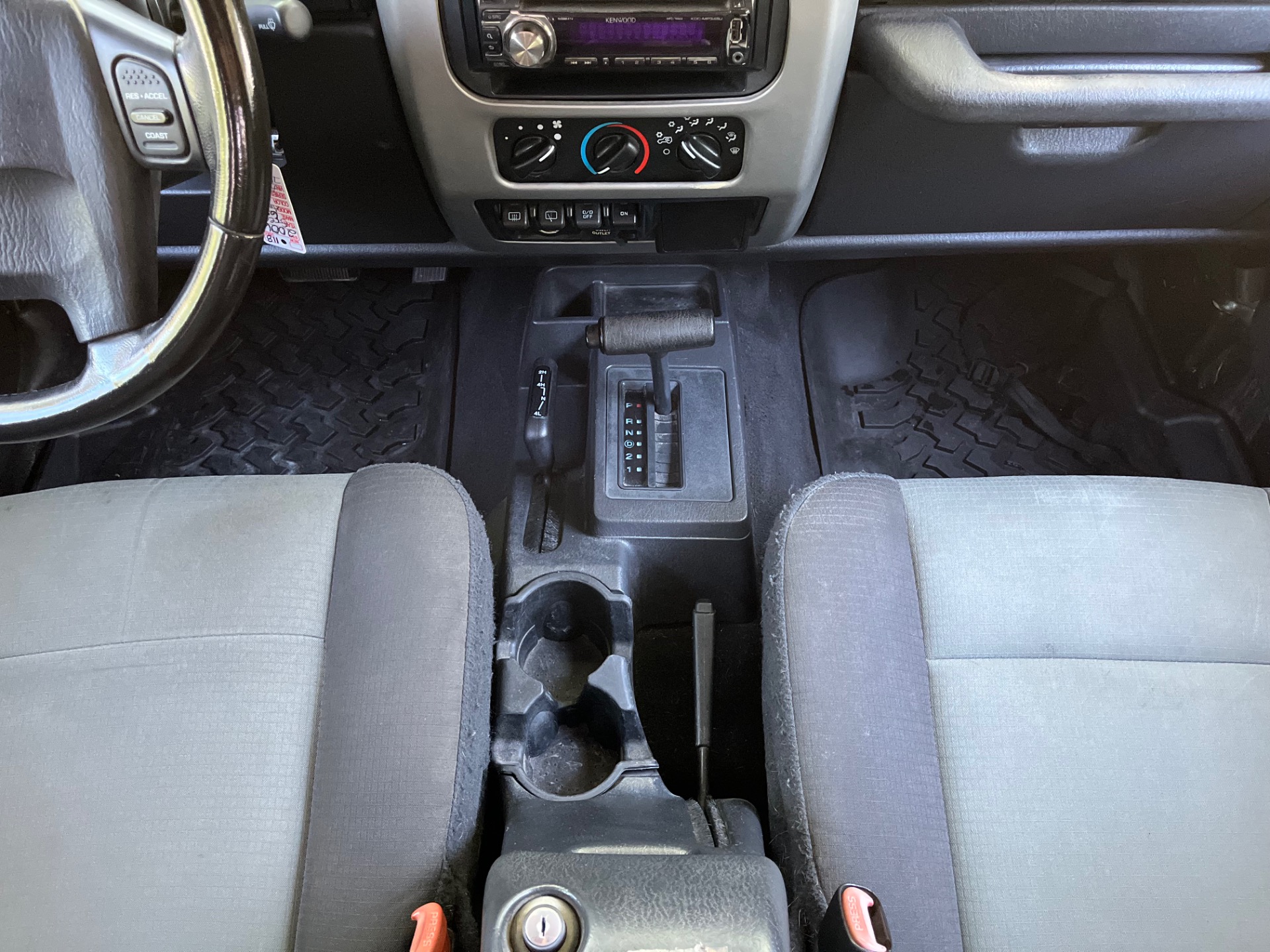 Used-2006-Jeep-Wrangler-65th-Anniversary-Edition