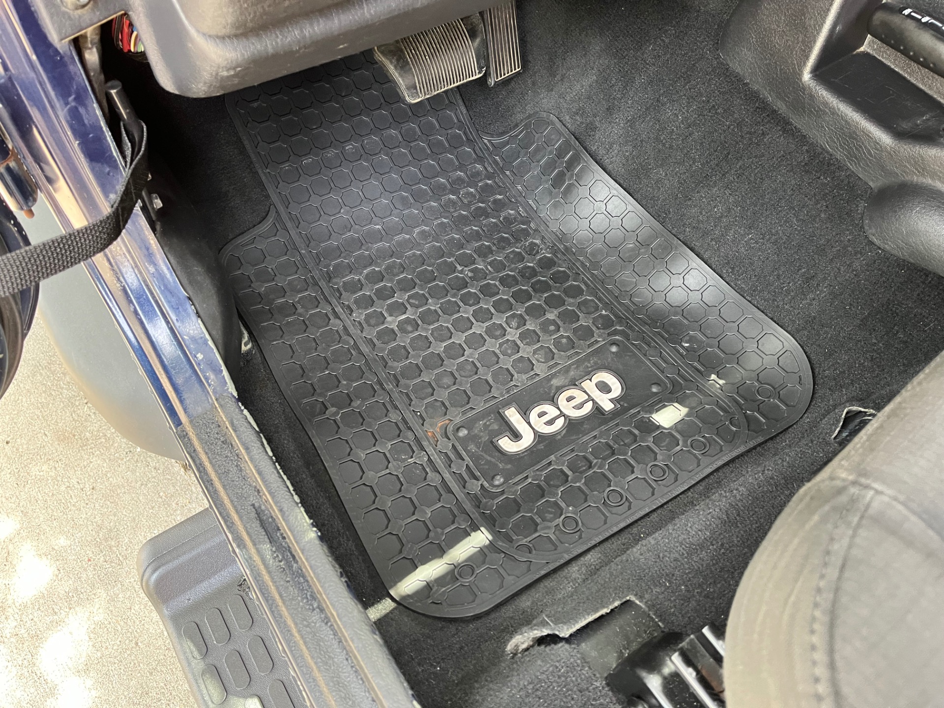 Used-2006-Jeep-Wrangler-X