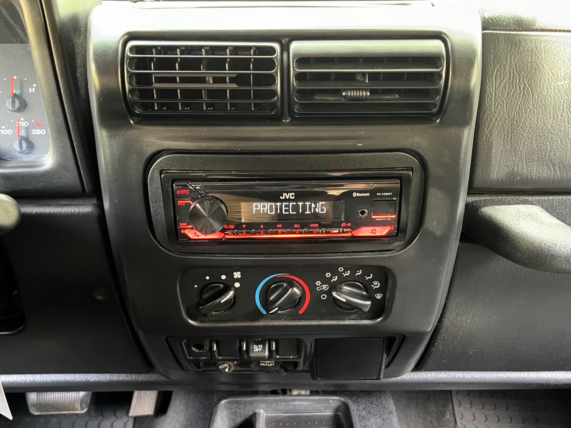 Used-2006-Jeep-Wrangler-X