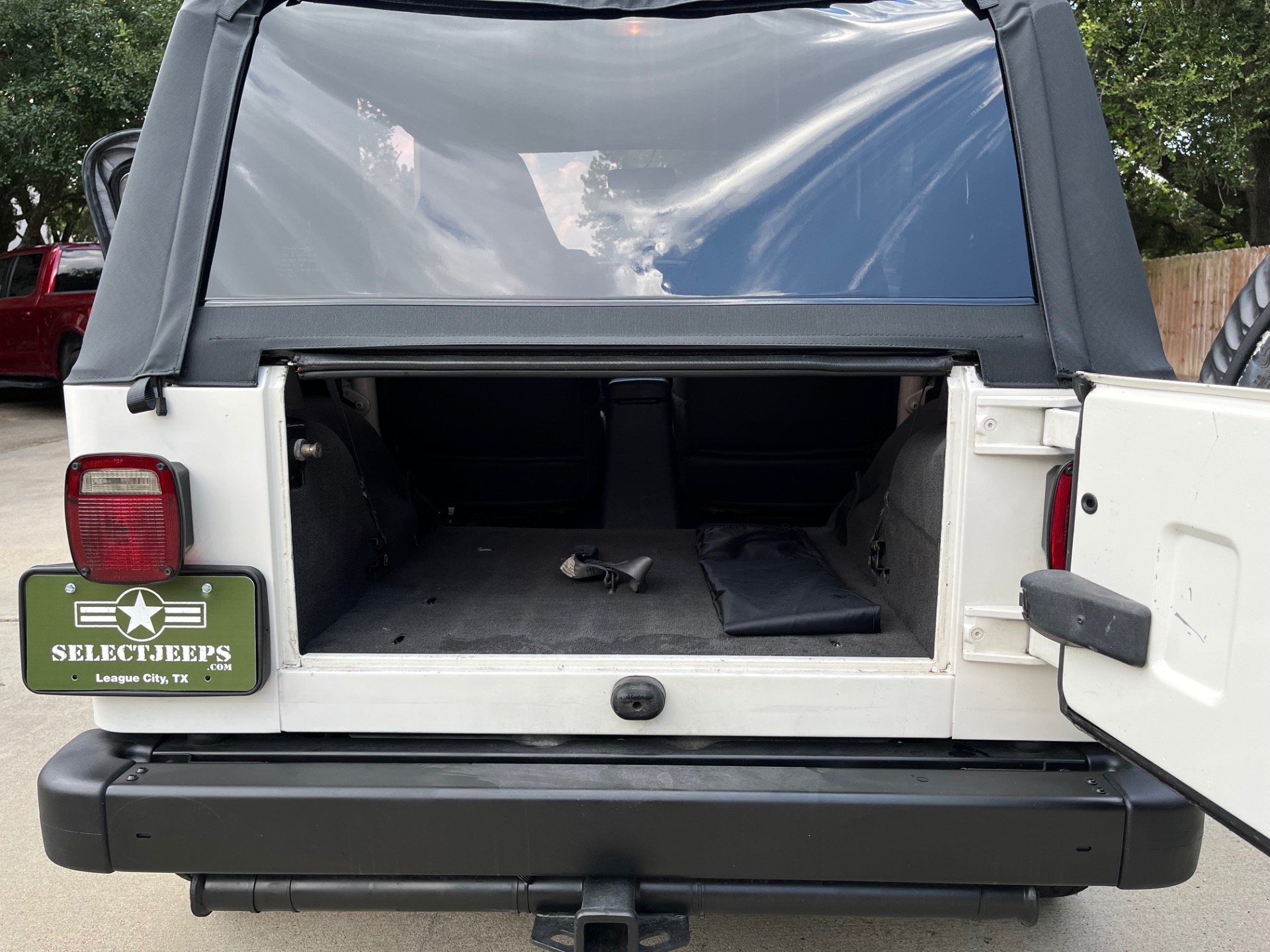 Used-1999-Jeep-Wrangler-Sport