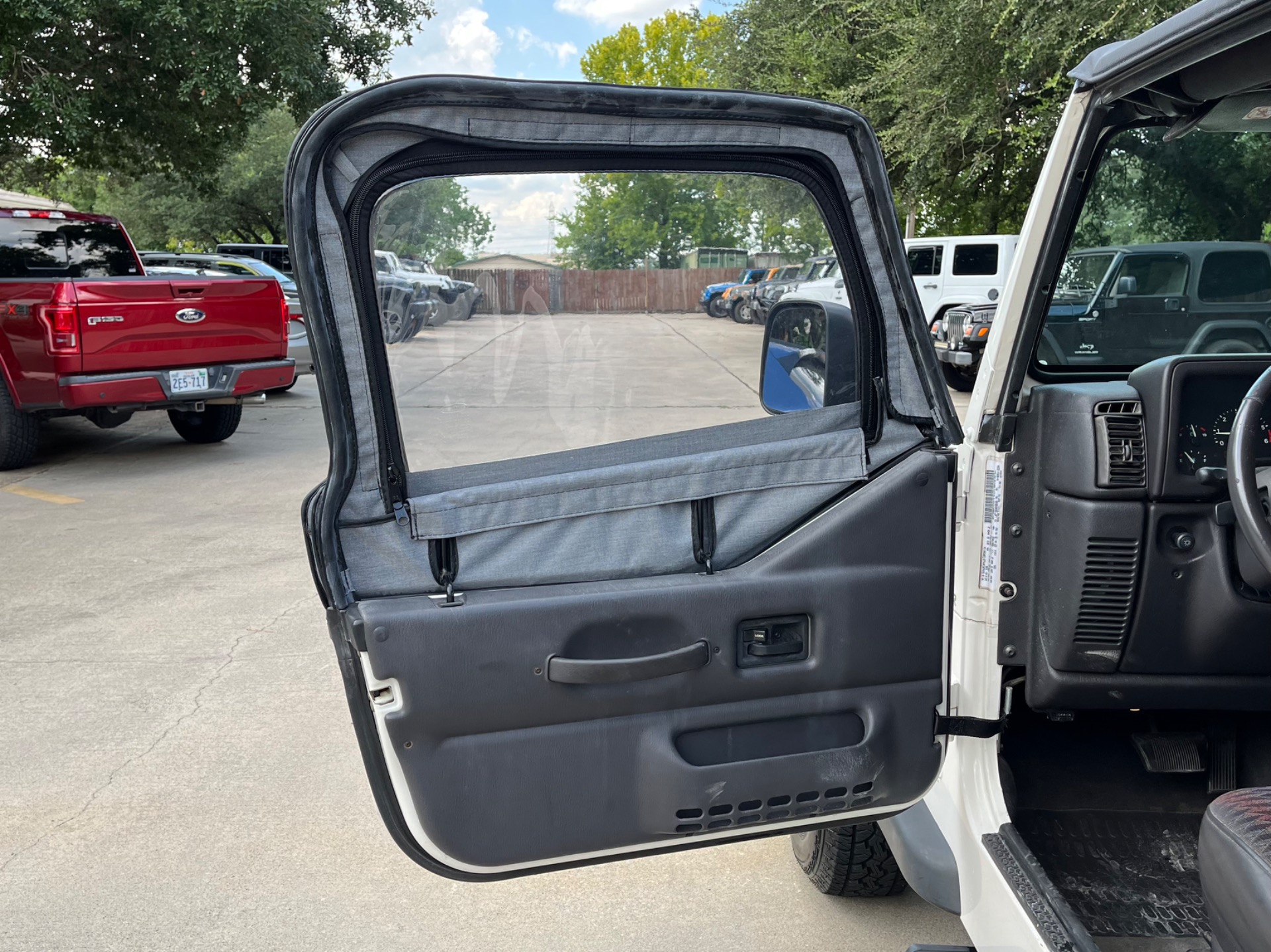 Used-1999-Jeep-Wrangler-Sport