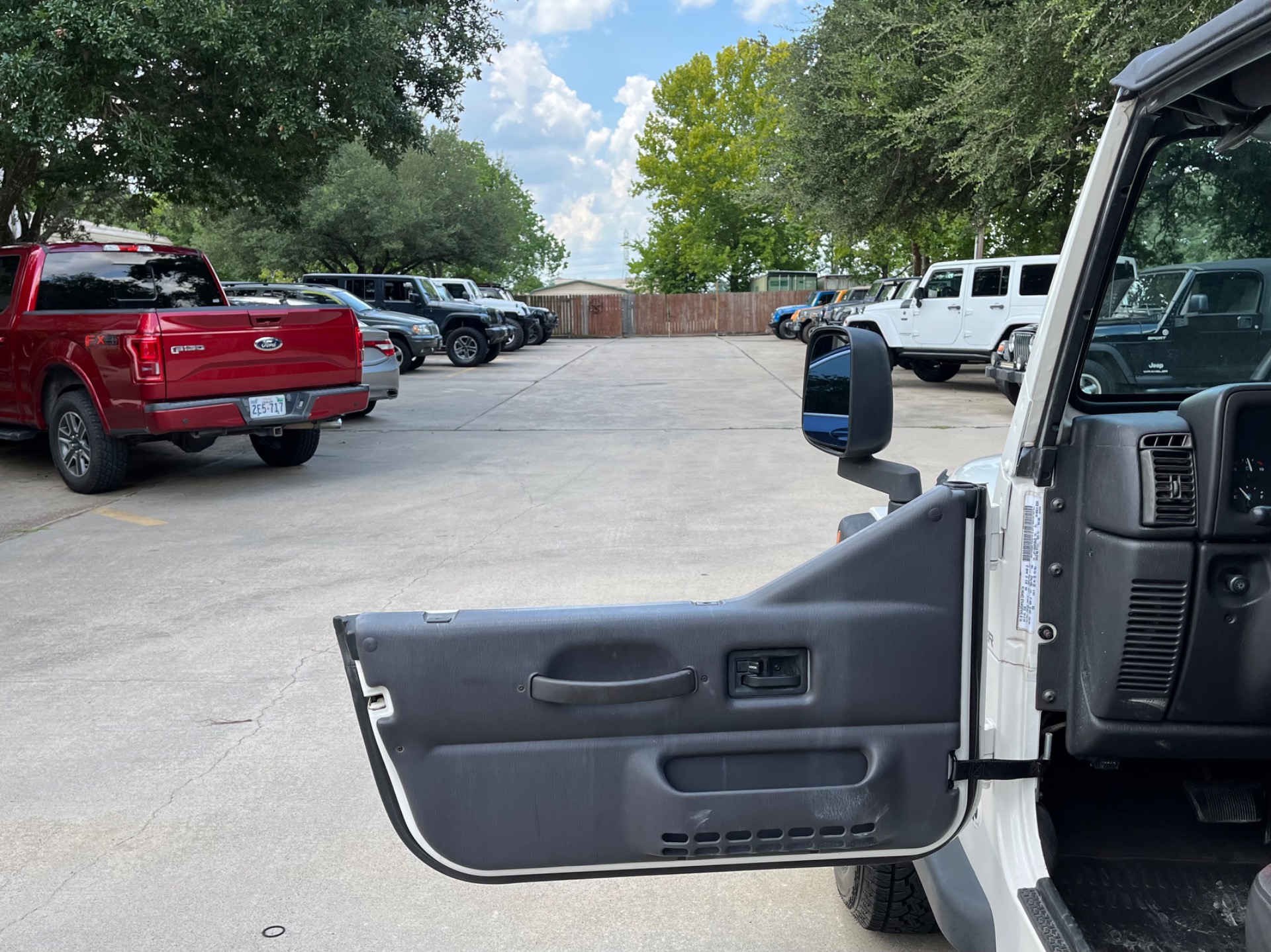 Used-1999-Jeep-Wrangler-Sport
