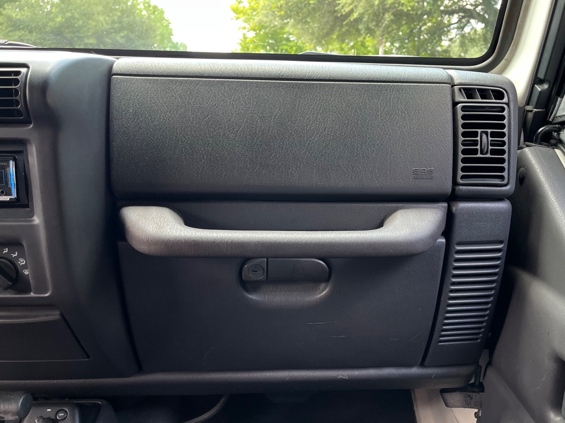 Used-1999-Jeep-Wrangler-Sport