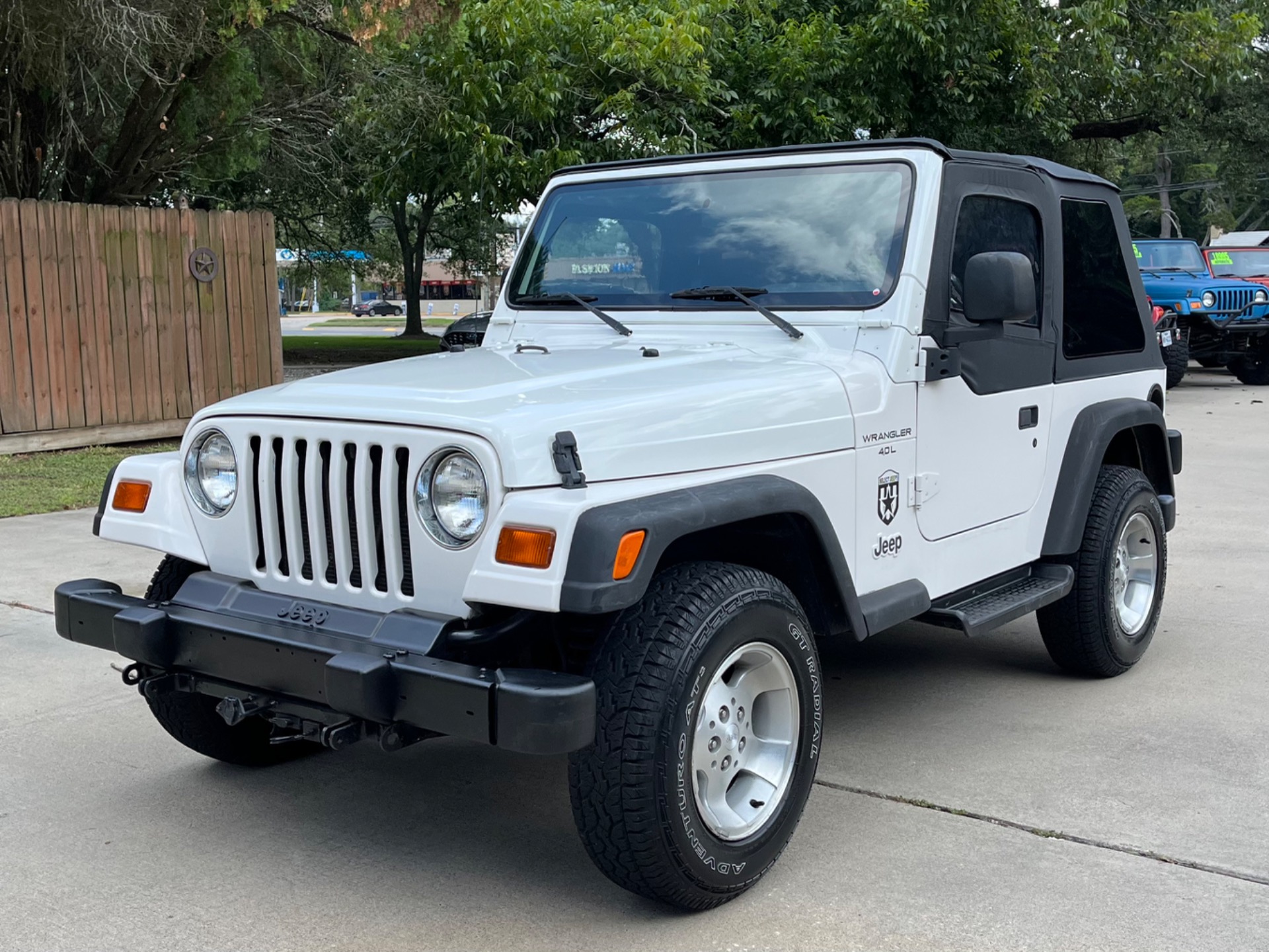 Used-1999-Jeep-Wrangler-Sport