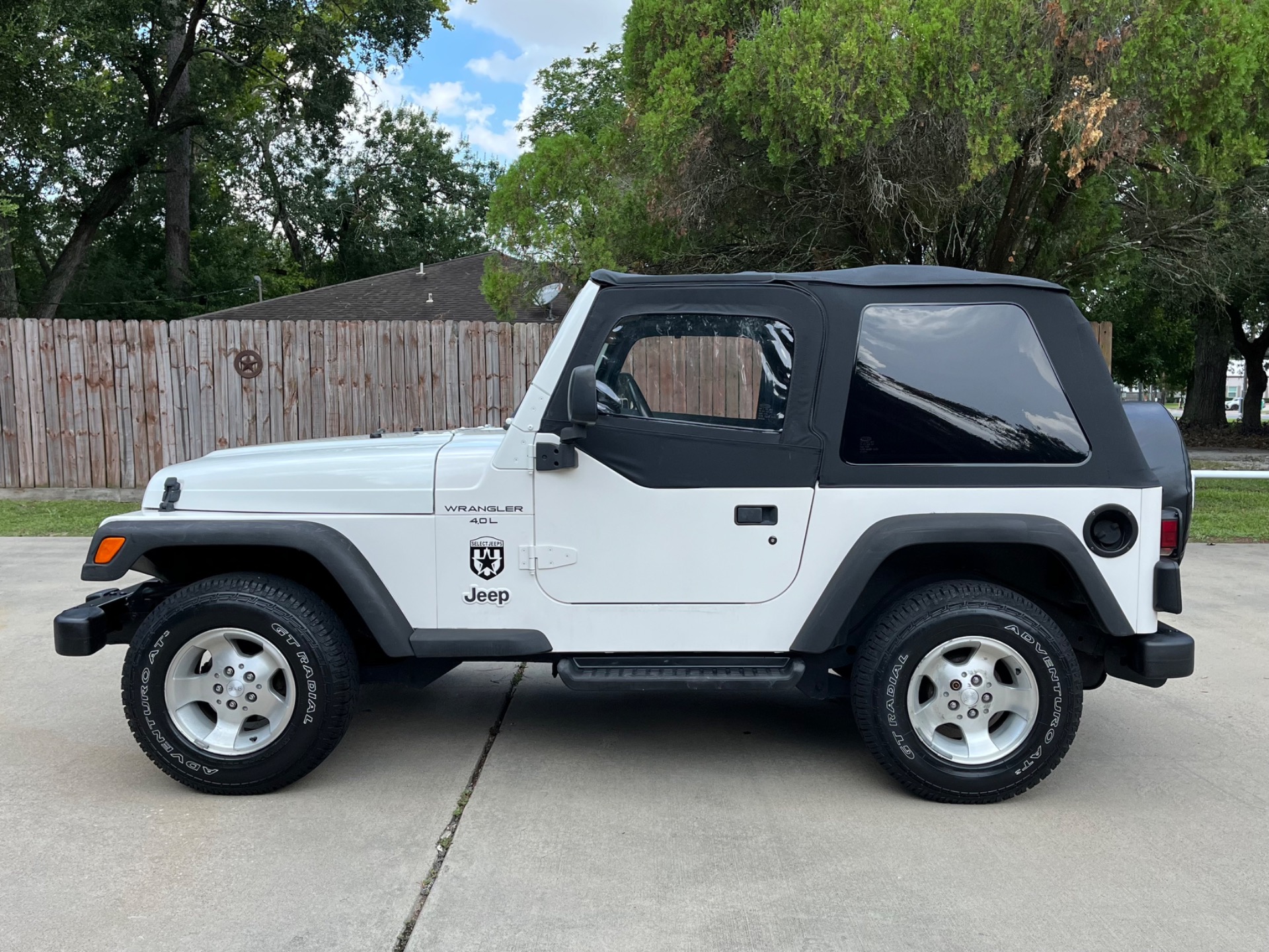 Used-1999-Jeep-Wrangler-Sport