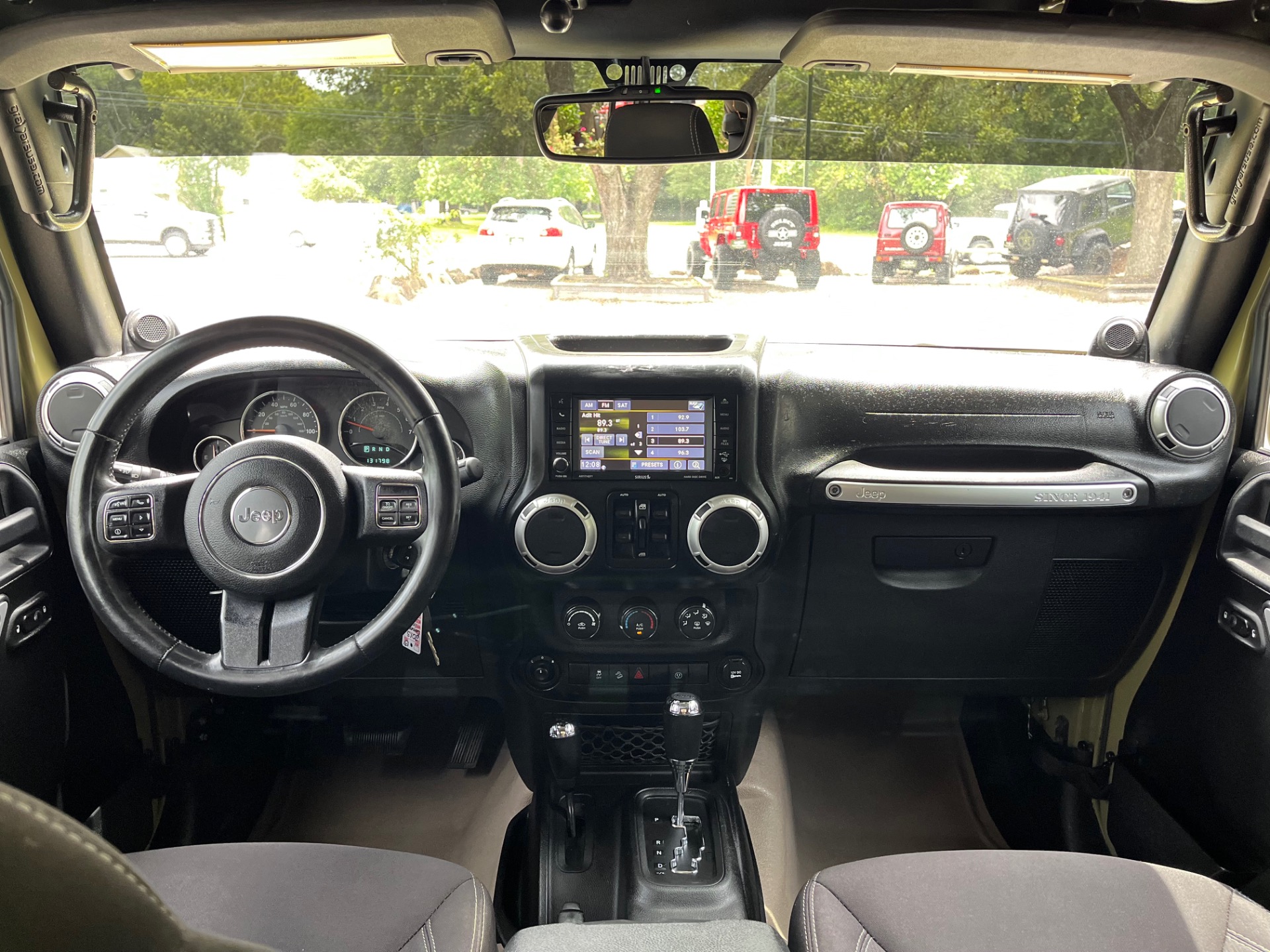 Used-2013-Jeep-Wrangler-Unlimited-Sahara