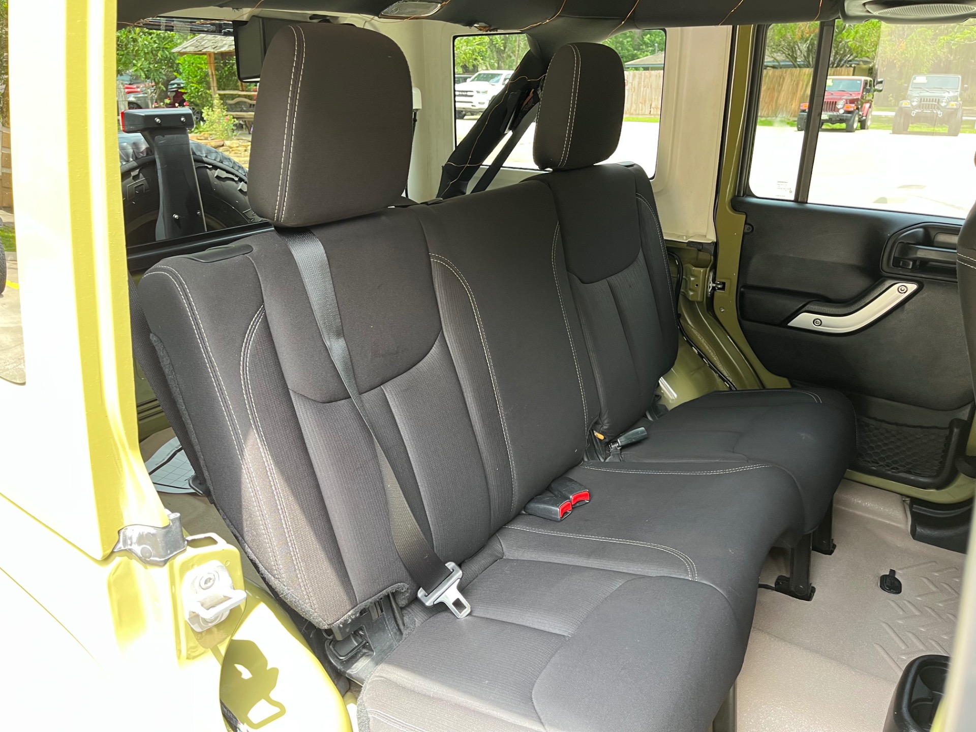 Used-2013-Jeep-Wrangler-Unlimited-Sahara
