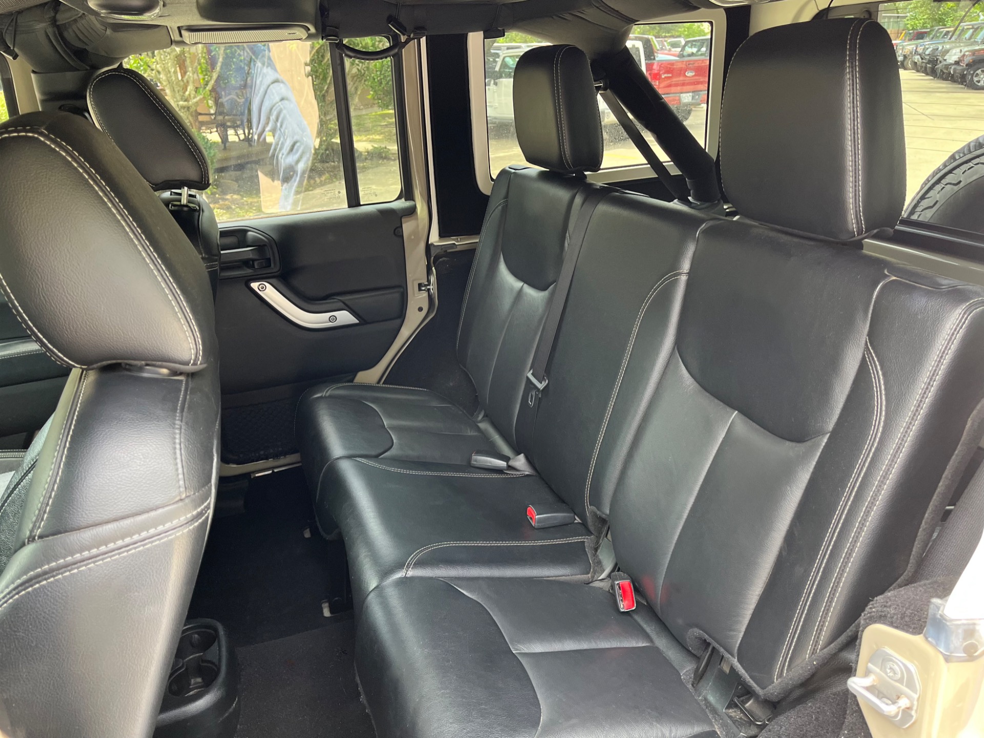 Used-2017-Jeep-Wrangler-Unlimited-Chief-Edition