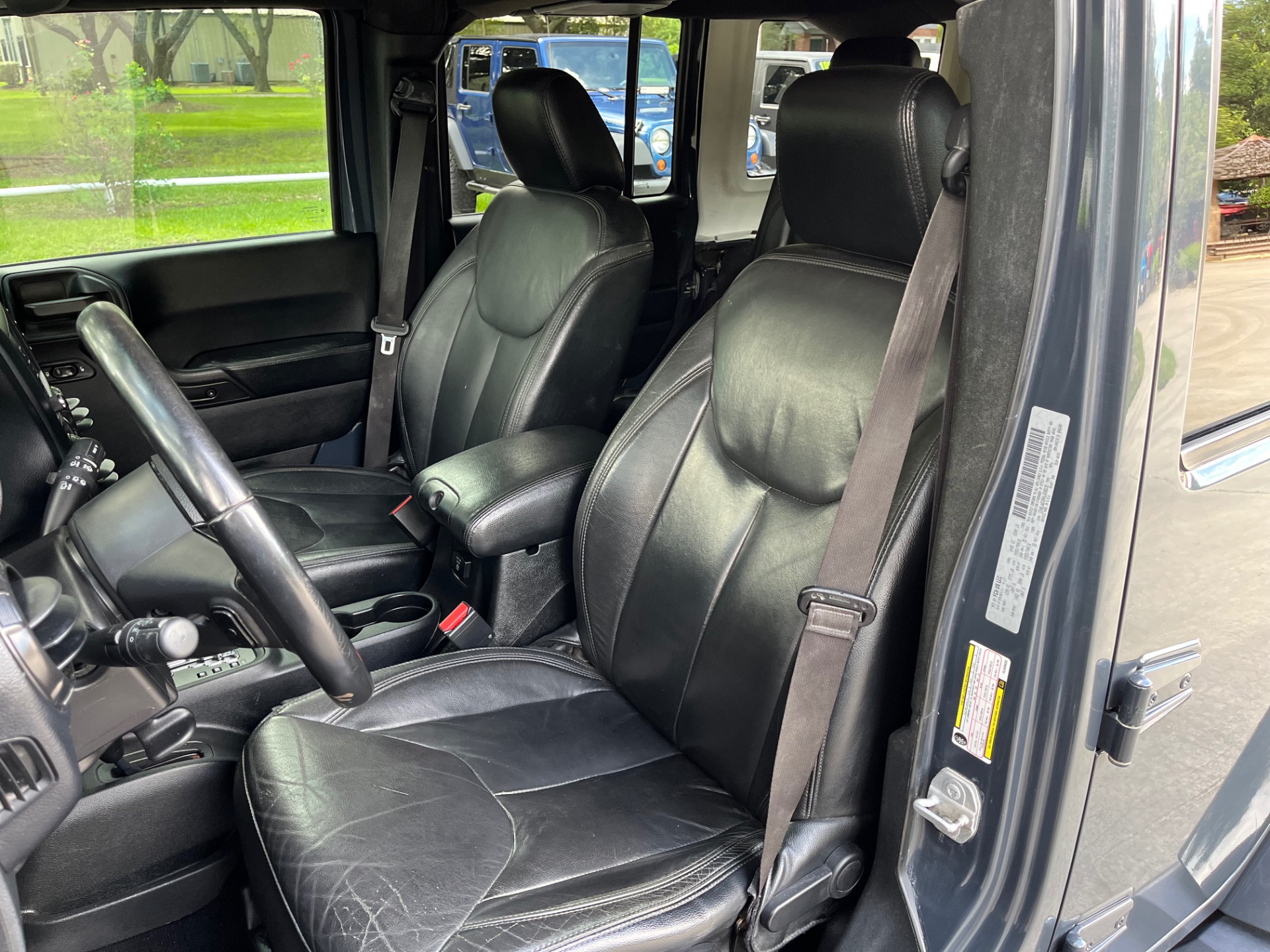 Used-2017-Jeep-Wrangler-Unlimited-Smoky-Mountain
