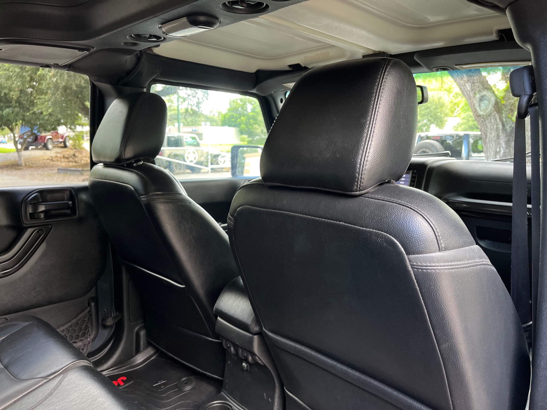 Used-2017-Jeep-Wrangler-Unlimited-Smoky-Mountain