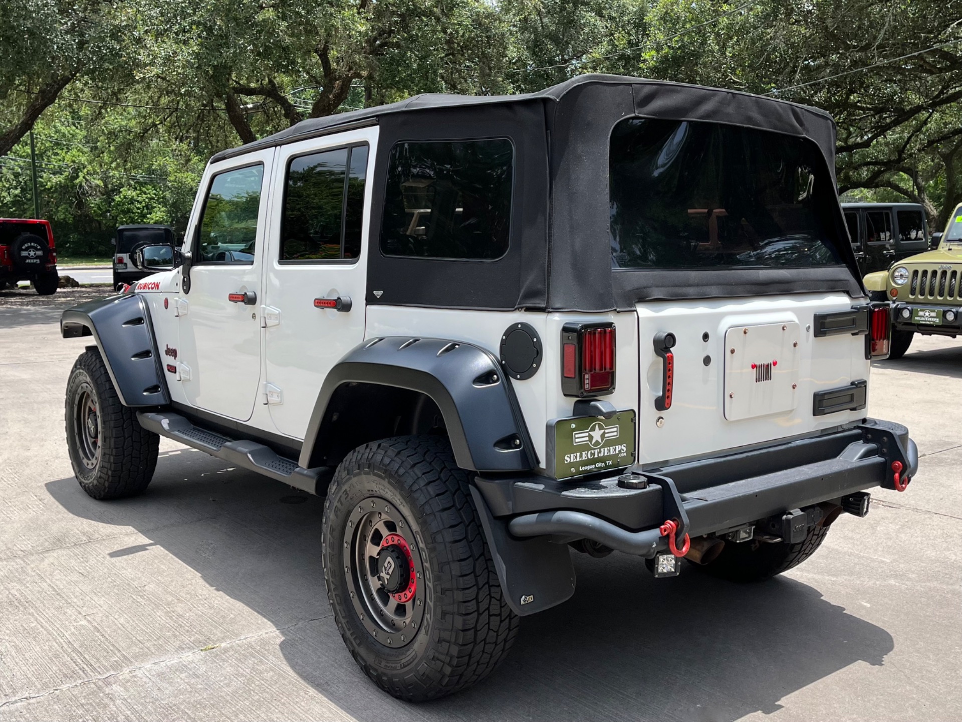 Used-2008-Jeep-Wrangler-Unlimited-Rubicon