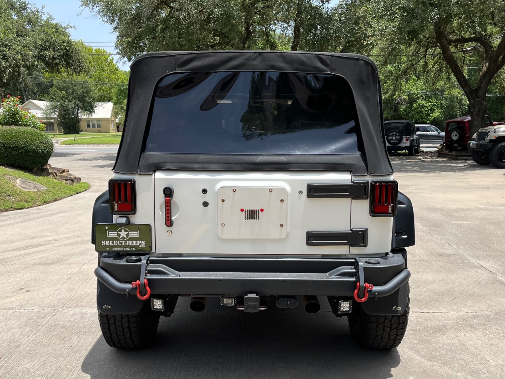 Used-2008-Jeep-Wrangler-Unlimited-Rubicon