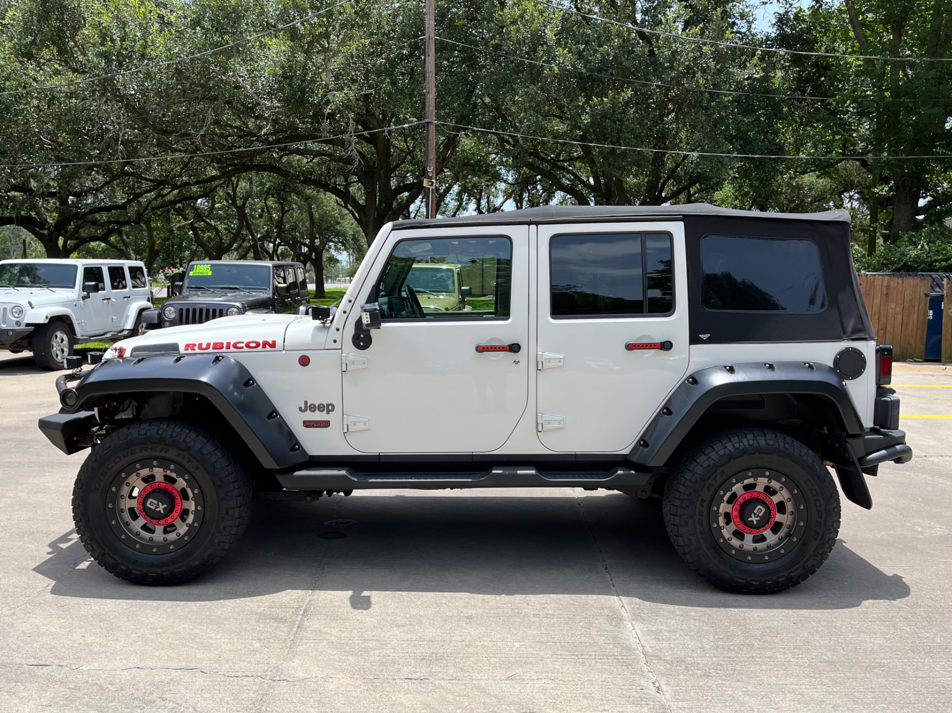 Used-2008-Jeep-Wrangler-Unlimited-Rubicon