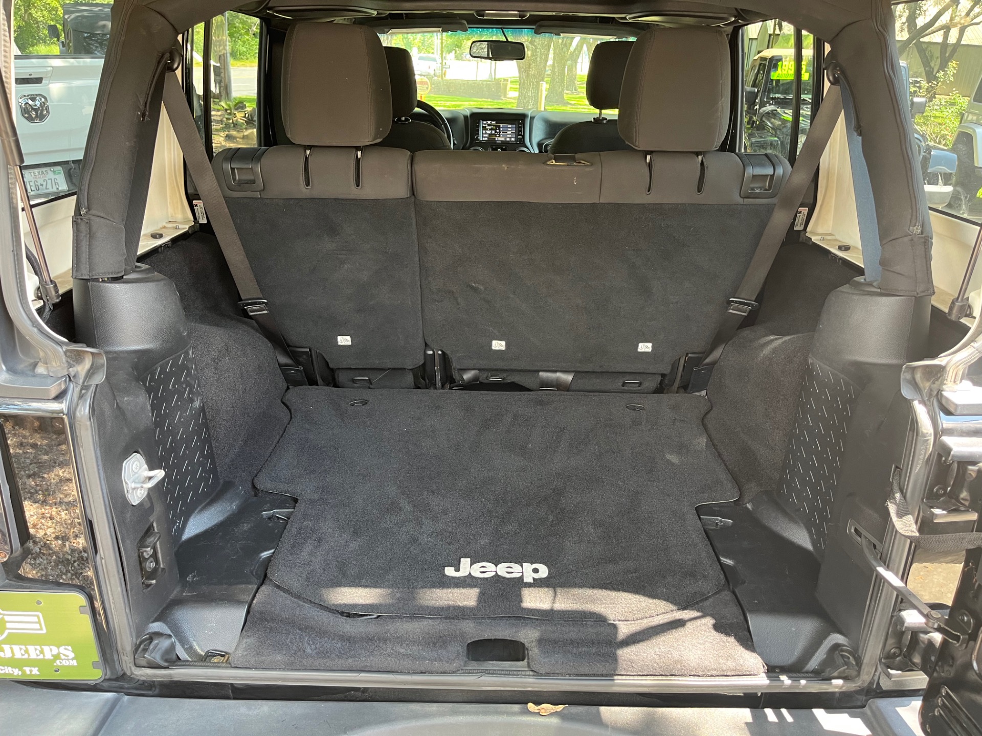 Used-2015-Jeep-Wrangler-Unlimited-Sport