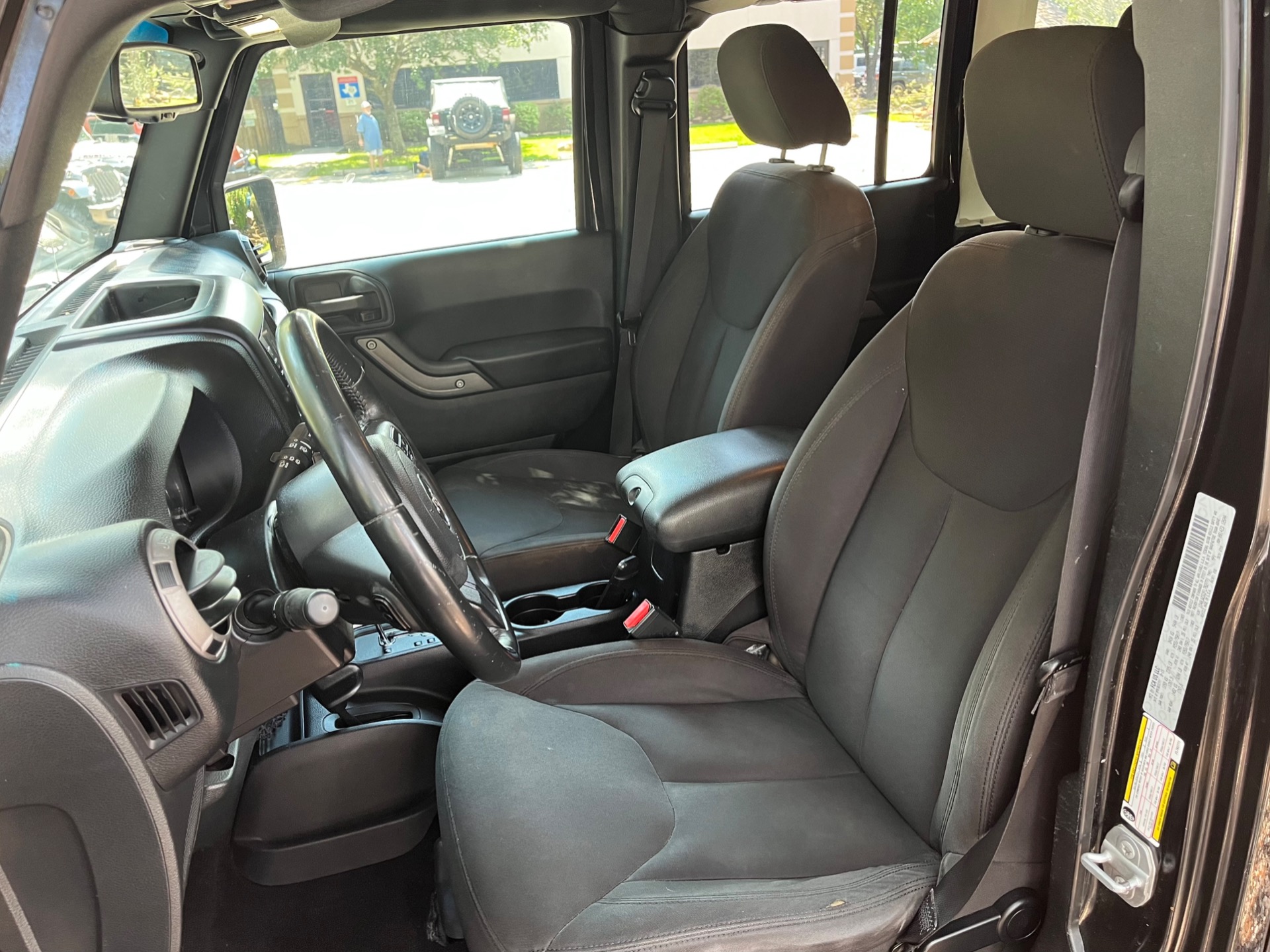 Used-2015-Jeep-Wrangler-Unlimited-Sport